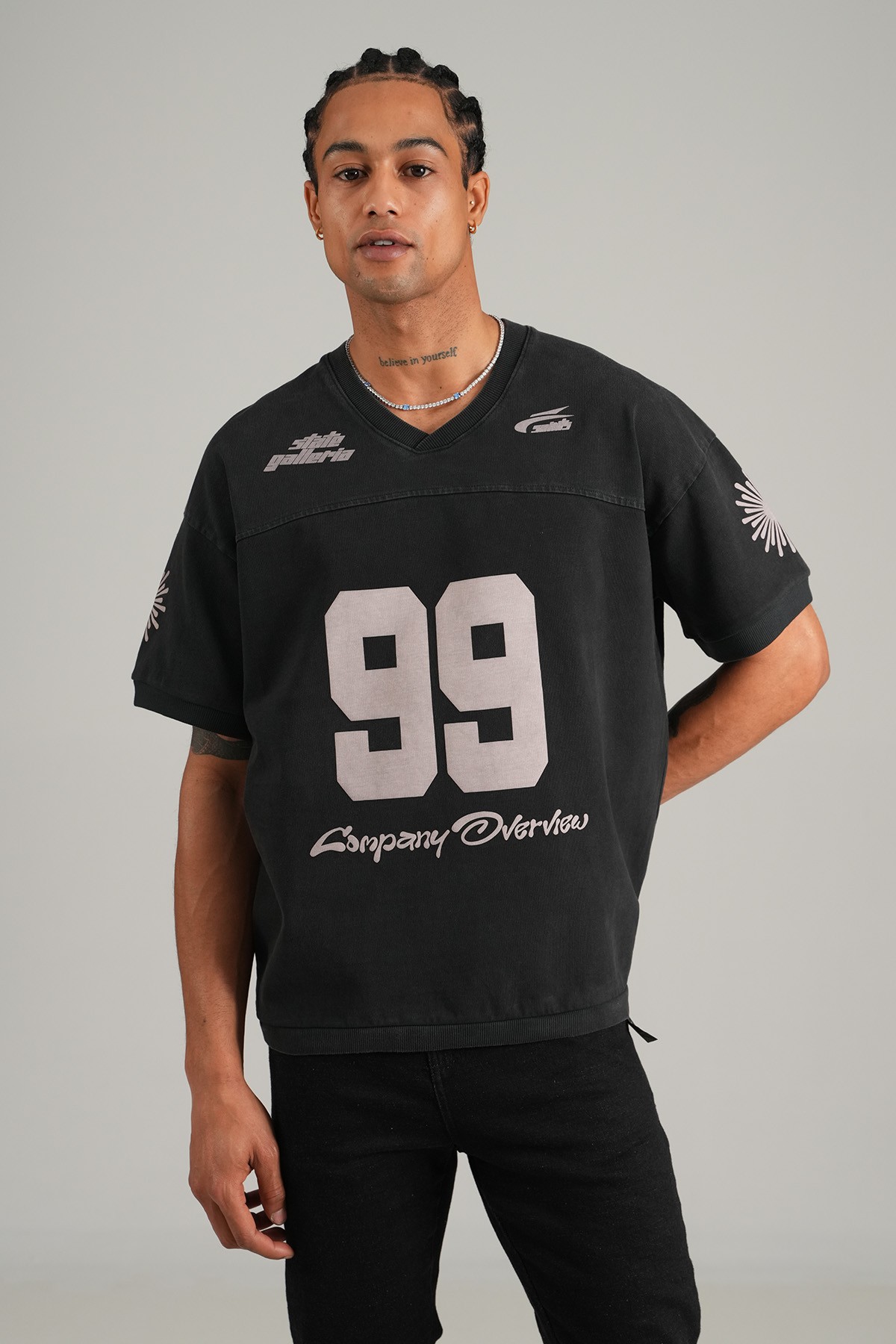 99 Baskılı V Yaka Oversize Tişört - anthracite