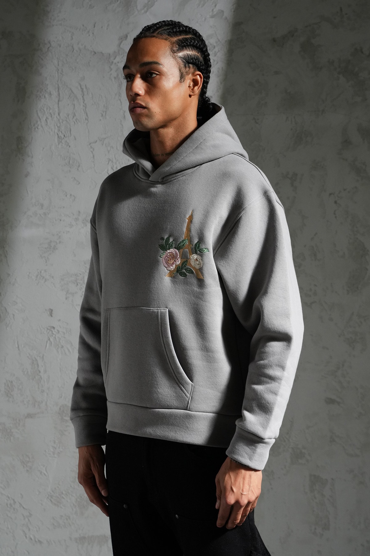 Eyfel ve Çiçek Detaylı Kapüşonlu Sweatshirt
