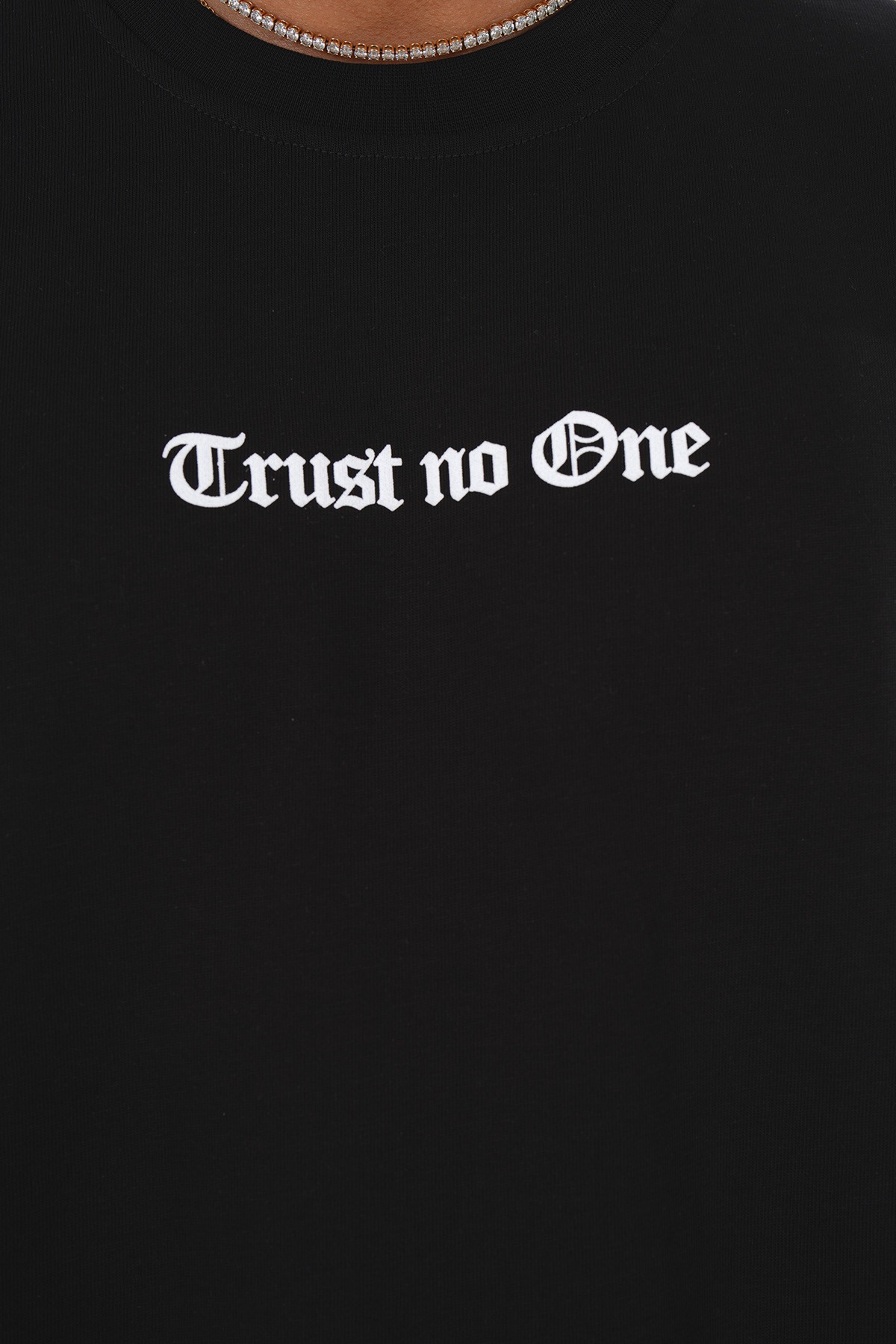 Trust No One Tişört