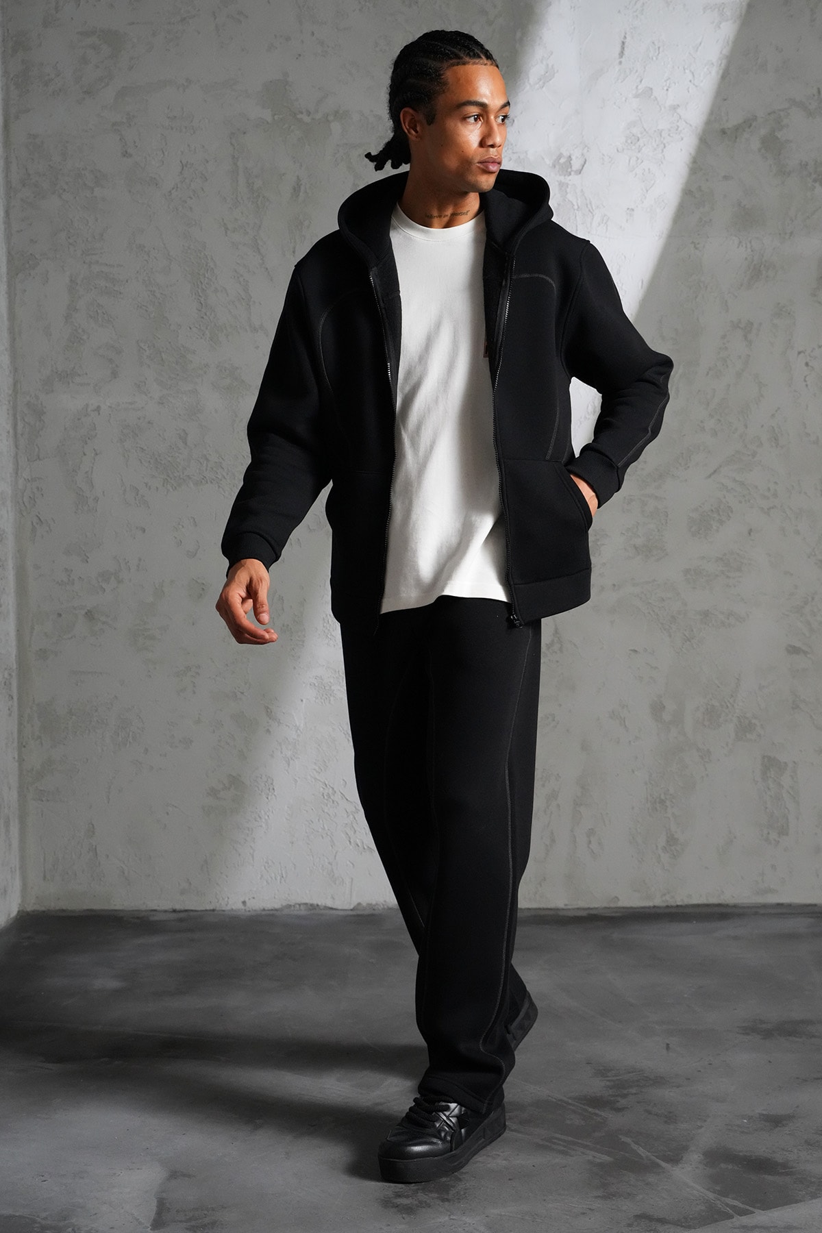 Şerit Detaylı Kapüşonlu Eşofman Takım