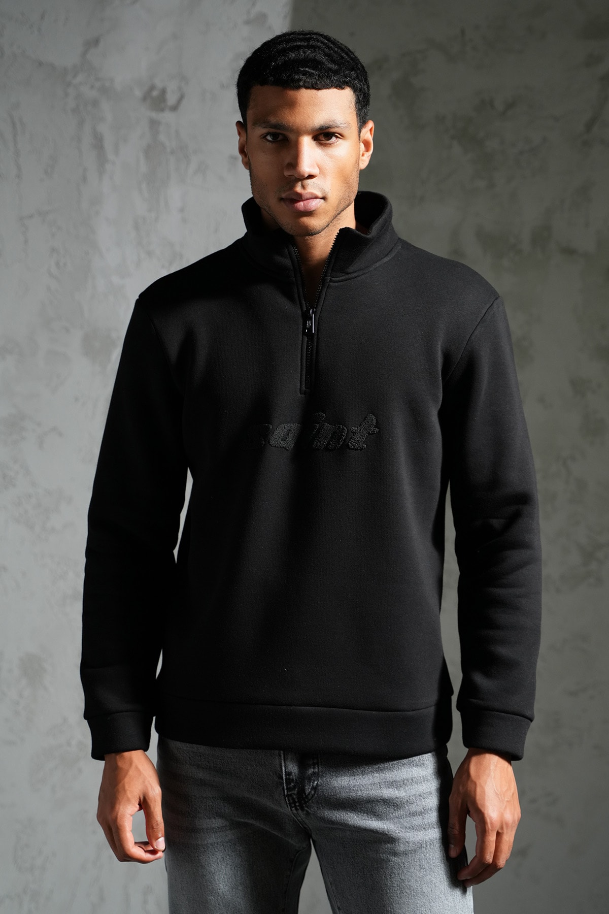 Saint Detaylı Yarım Fermuarlı Sweat - black