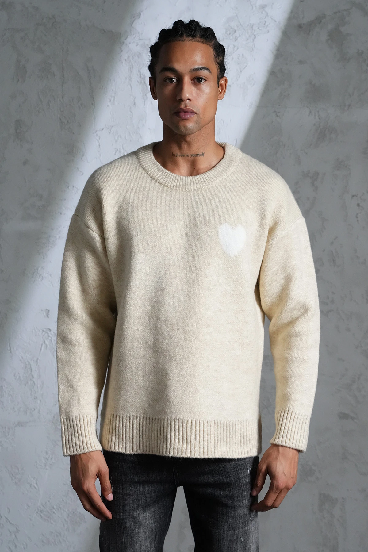 Kalp Detaylı Triko Kazak - Beige