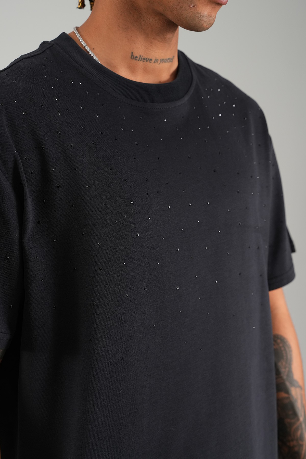 Taş işlemeli Oversize Tişört