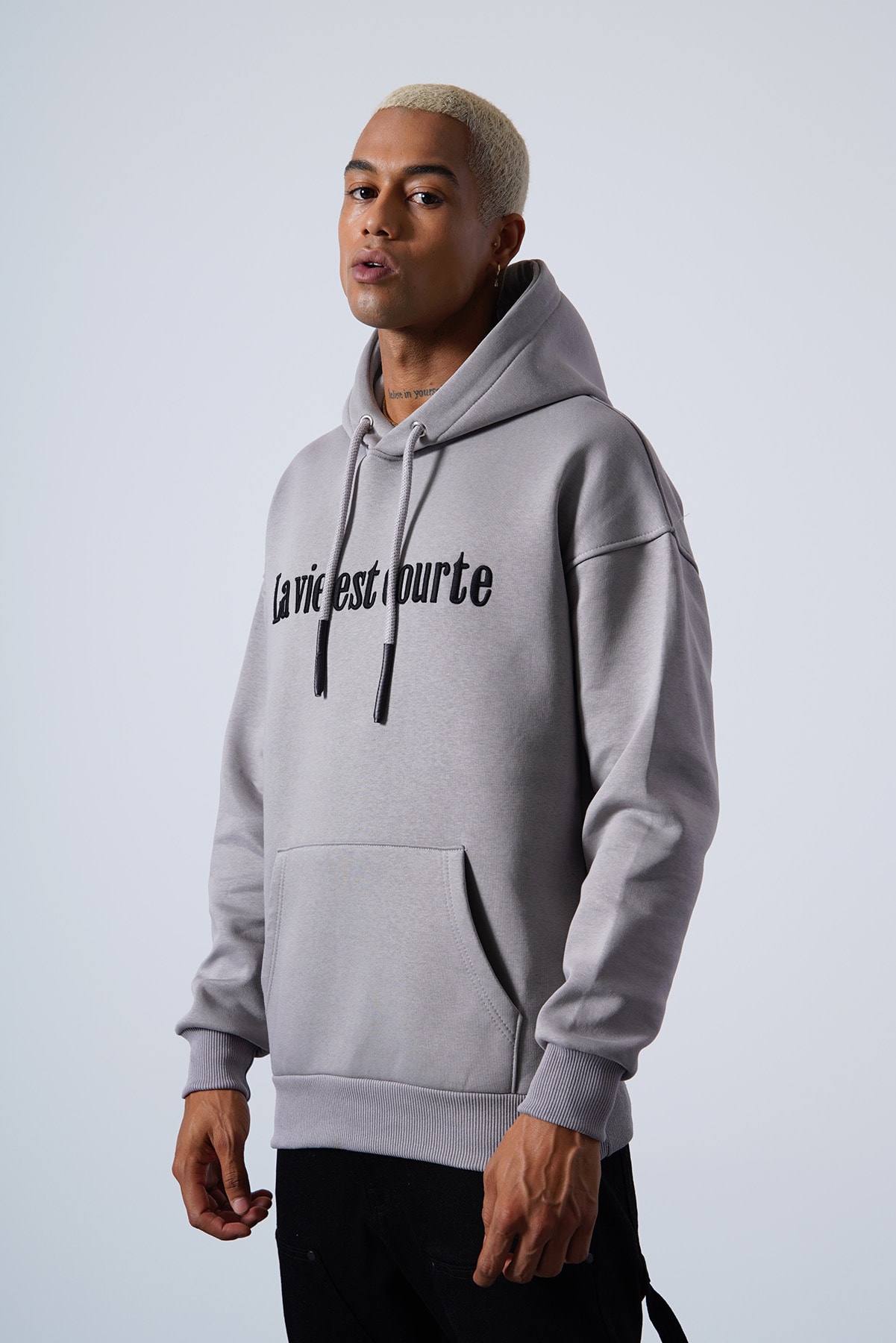La Vie Est Courte Sweatshirt