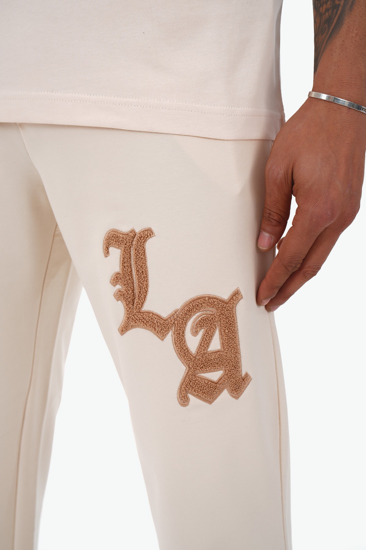 LA Nakışlı Tişört Pantolon Takım