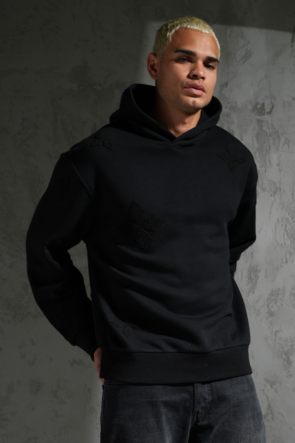 Yıldız  Desenli Kapüşonlu Sweatshirt