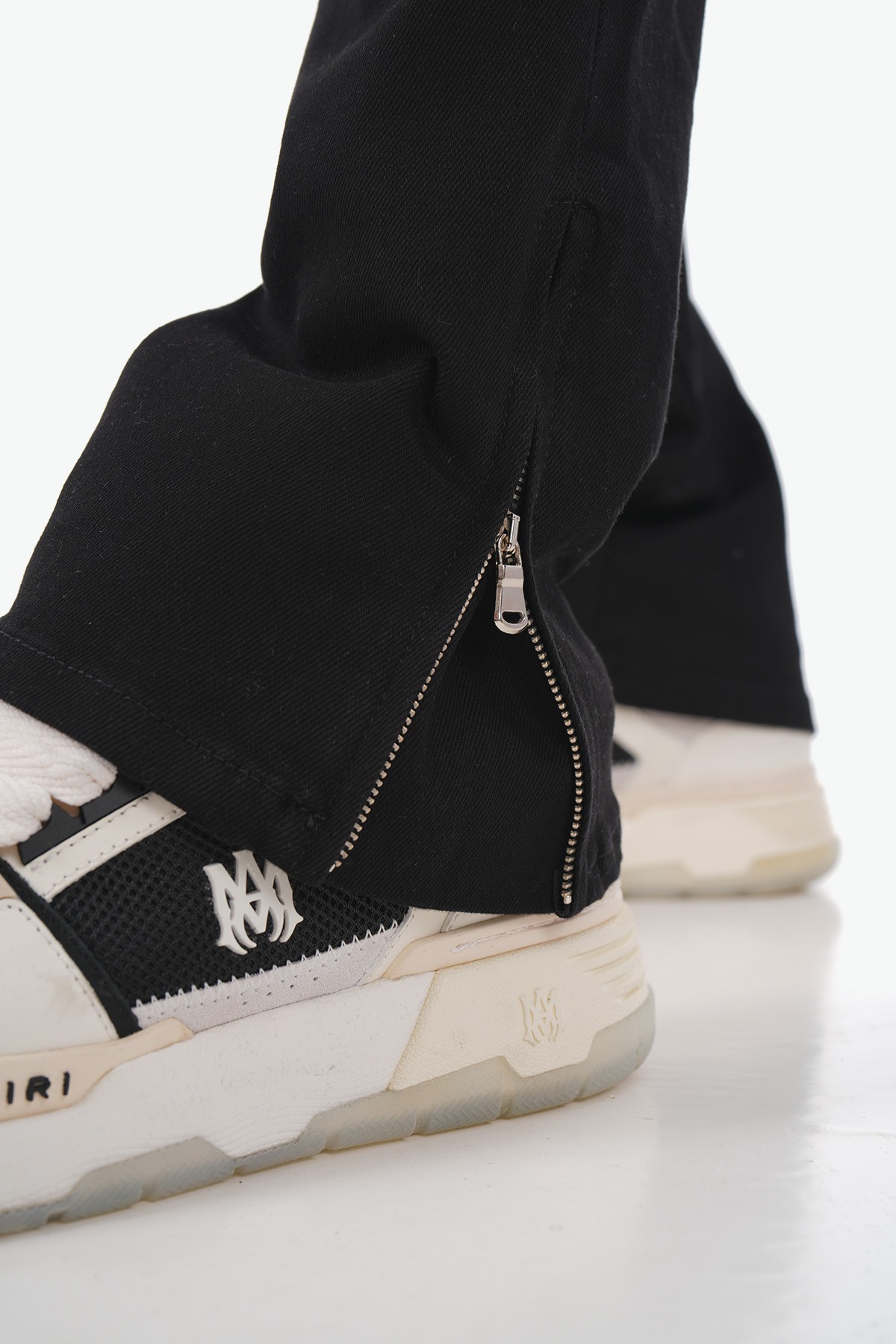 Yan Cep Detaylı Zipped Kot Pantolon