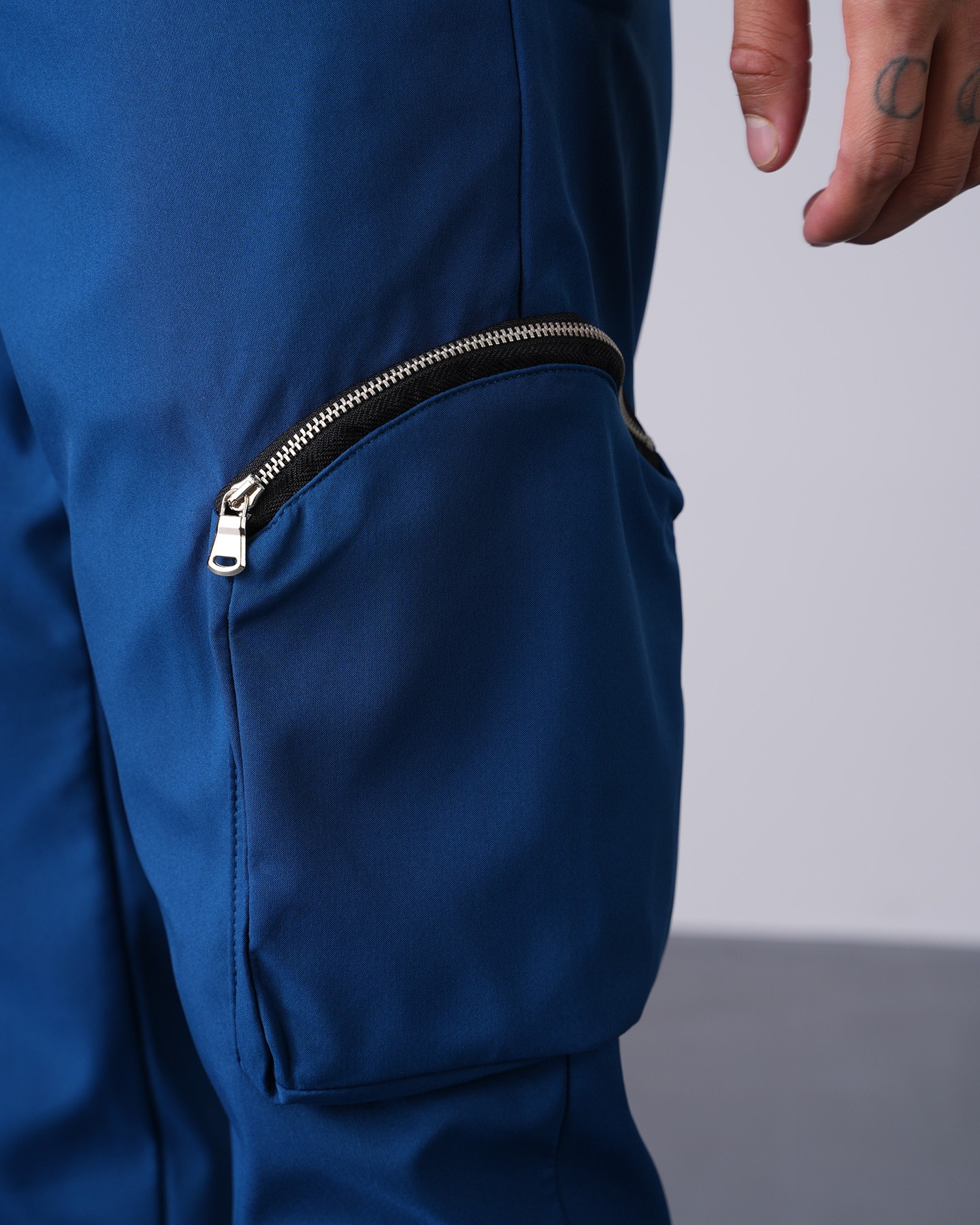 Cargo Trousers with Elastic Waist and Elastic Wrists