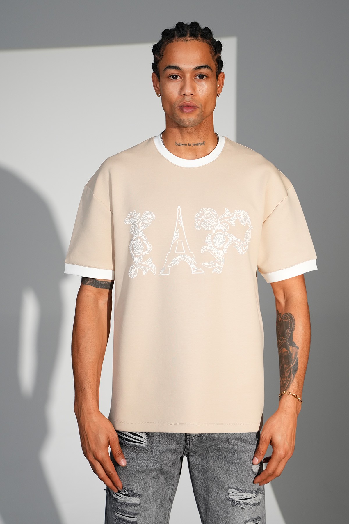 Eyfel Desen Oversize Tişört - Beige