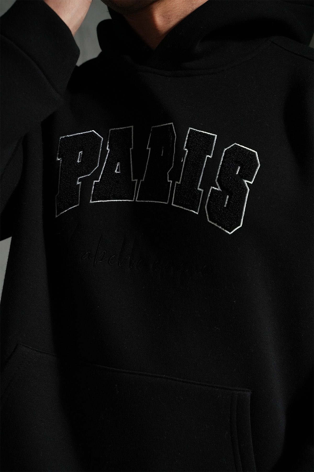 Paris Detaylı Kapüşonlu Sweatshirt
