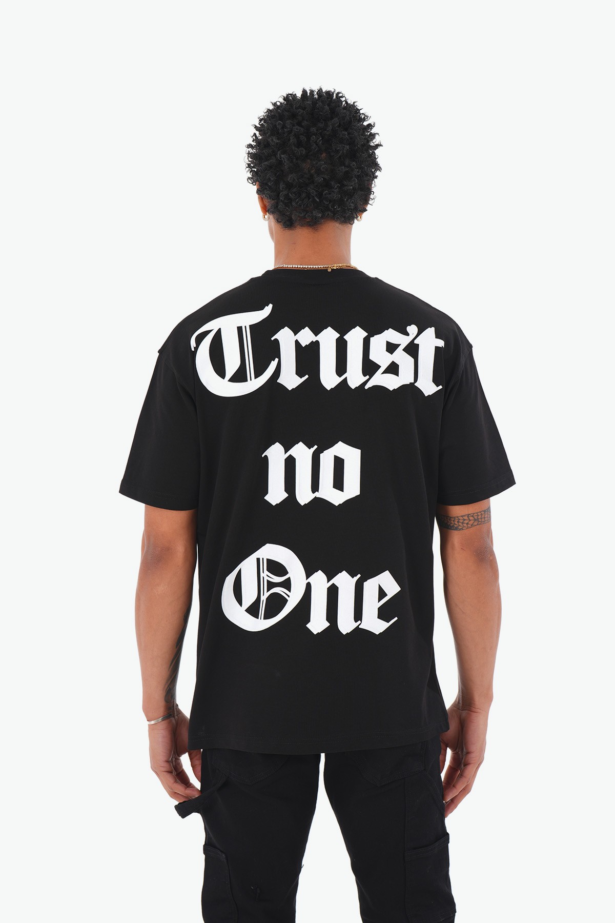 Trust No One Tişört