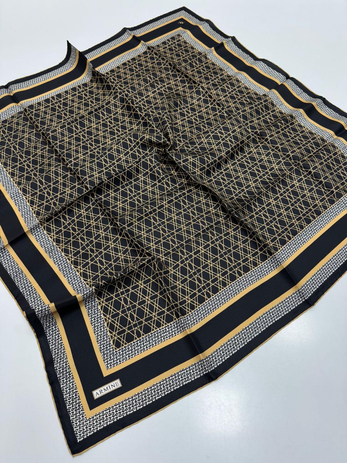 Gold Çizgi Armine Eşarp