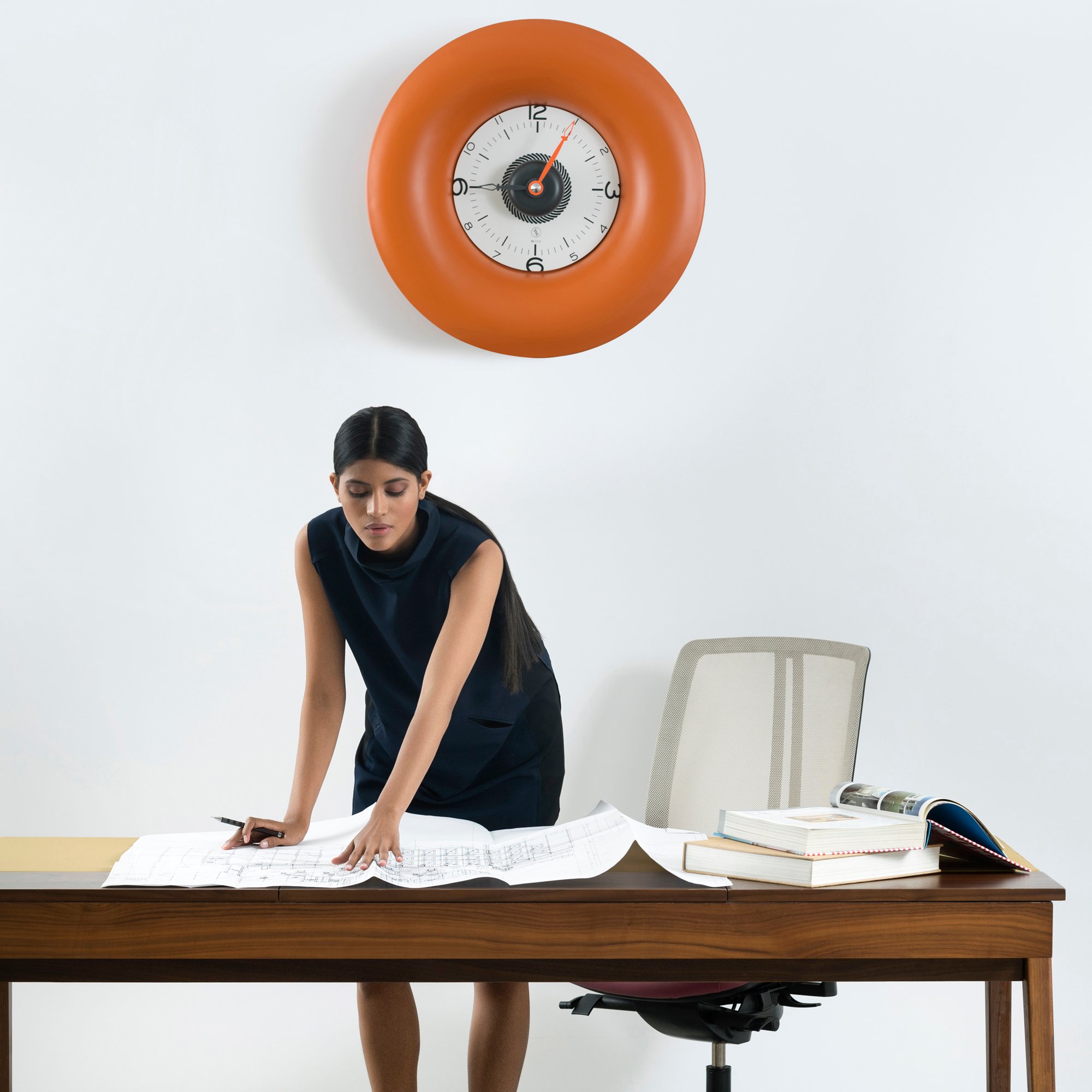SY Time Datça 70 CM Duvar Saati - 6600 Patentli Manyetik Kadran Sistemi, Ayarlanabilir Kollar, Fiberglas ve Alüminyum Tasarım