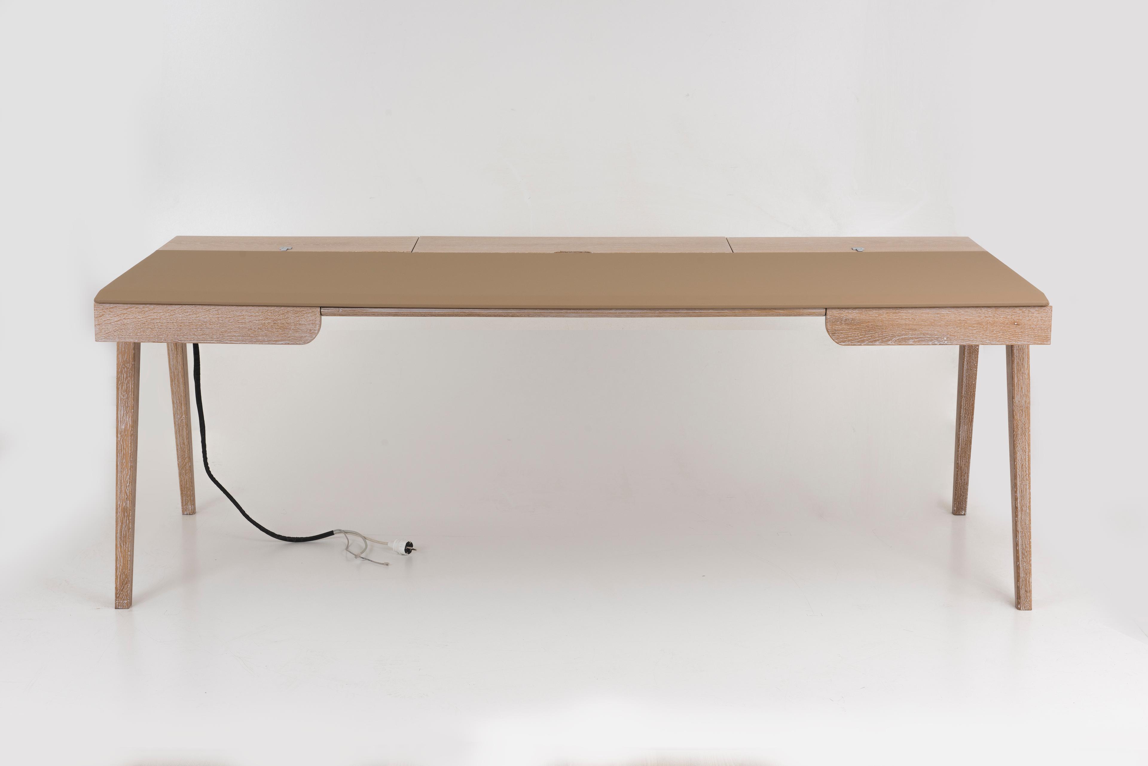 Picta : Study Desk 210 CM - Modern Solid Oak and Walnut Desk for Office, Study Room or Home Use