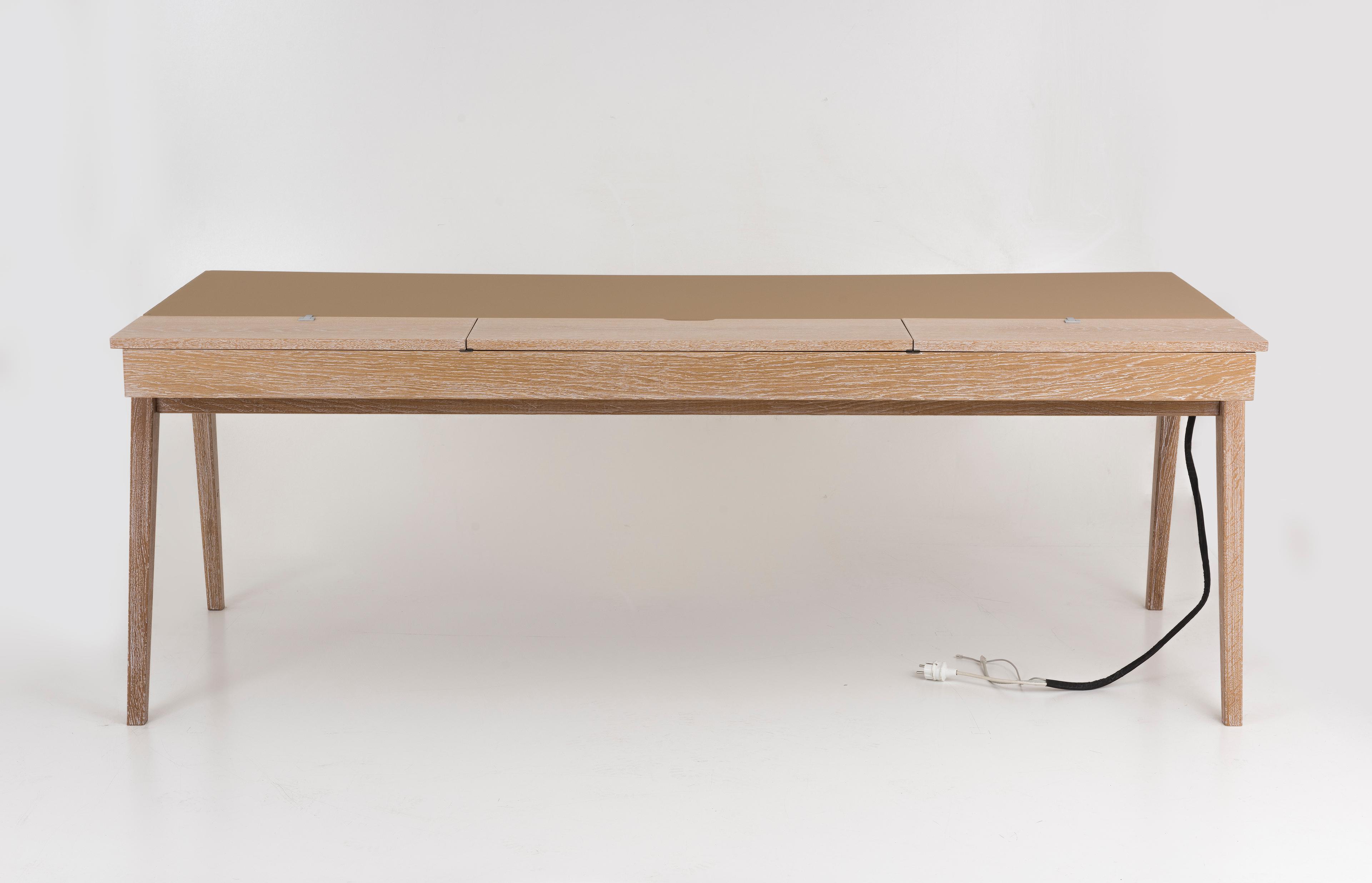 Picta : Study Desk 210 CM - Modern Solid Oak and Walnut Desk for Office, Study Room or Home Use