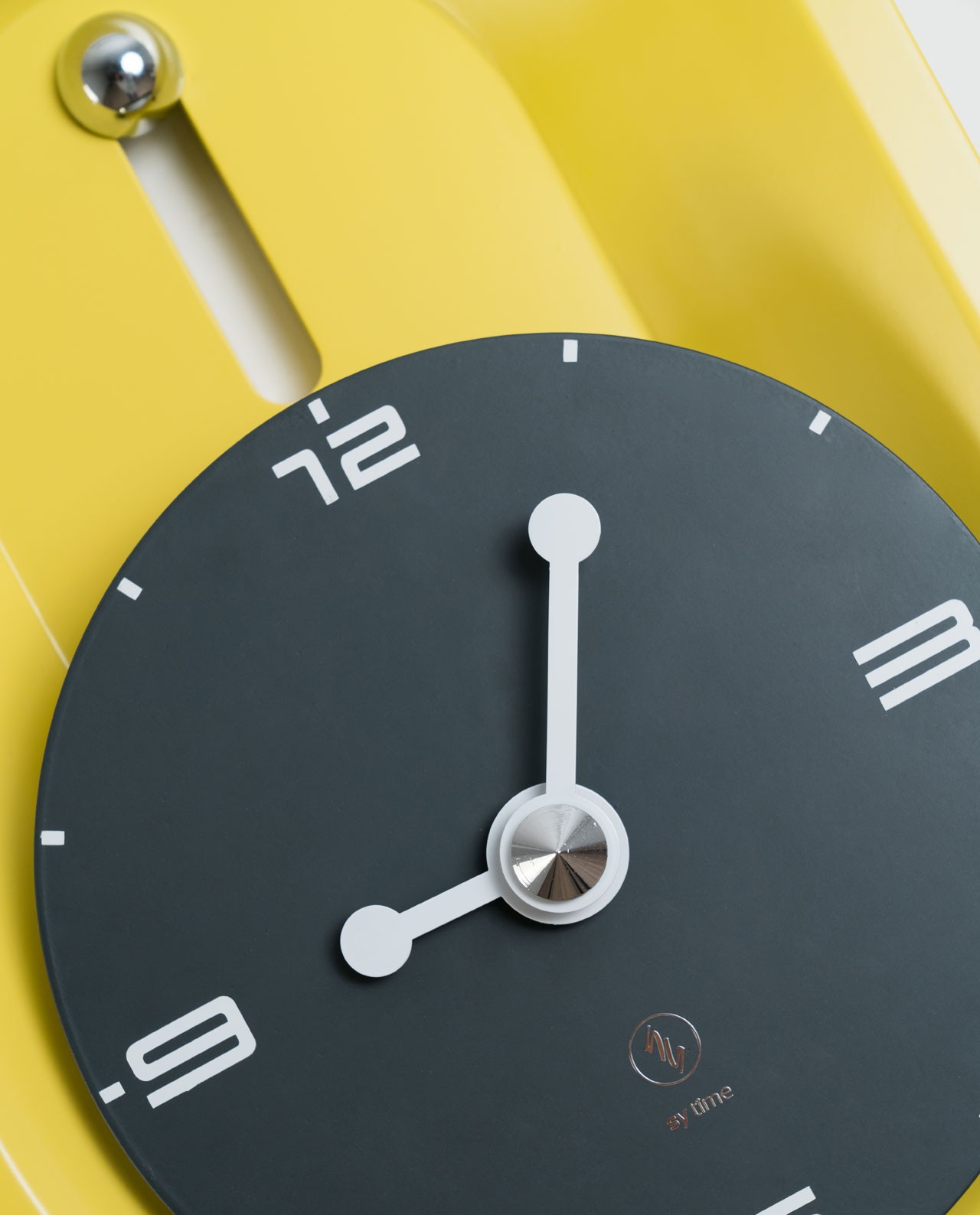 SY Time Aspendos 40 CM Wall Clock - 9113 Patented Magnetic Dial System, Adjustable Hands, Fiberglass and Aluminum Design