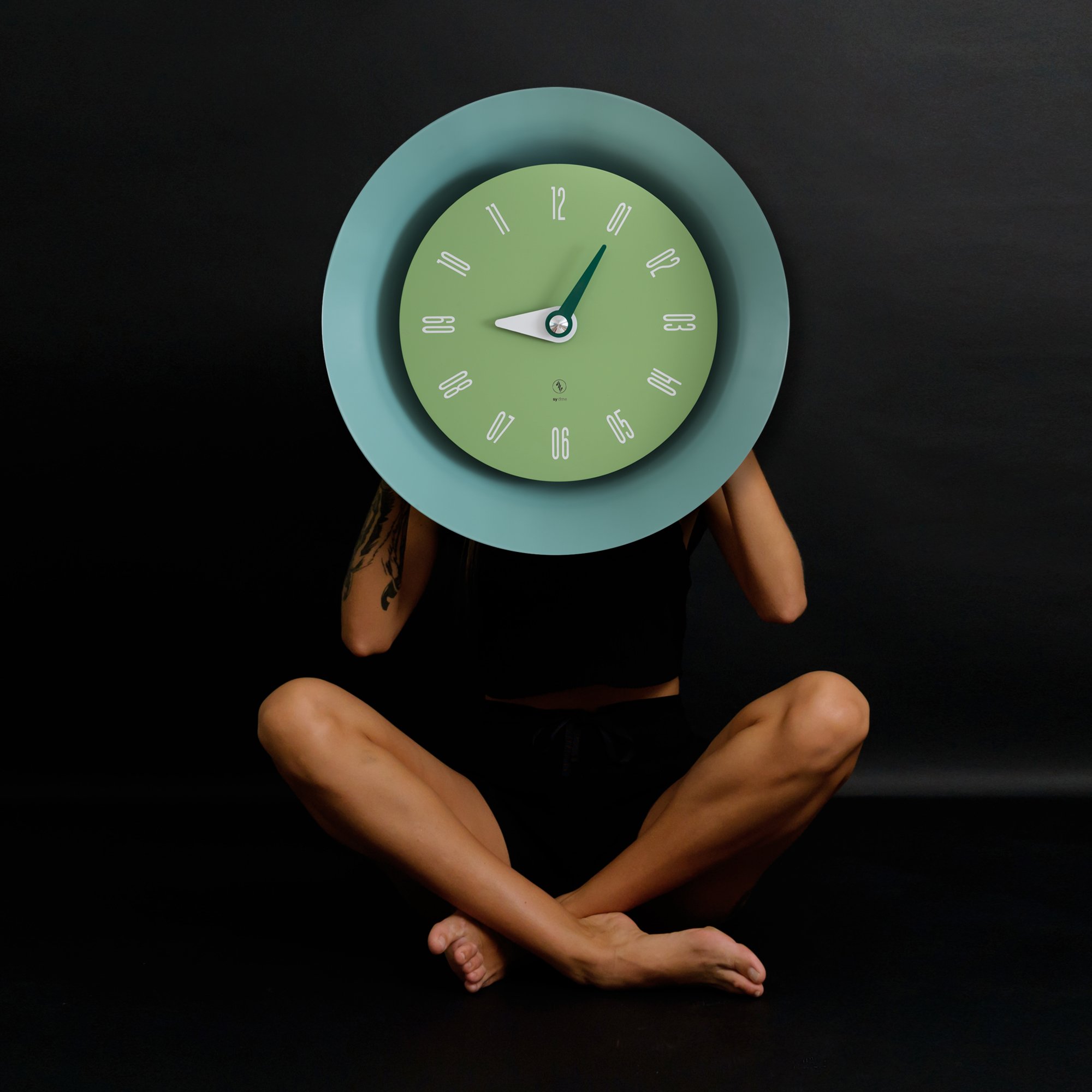 SY Time Side 50 CM Duvar Saati - 9960 Patentli Manyetik Kadran Sistemi, Ayarlanabilir Kollar, Fiberglas ve Alüminyum Tasarım
