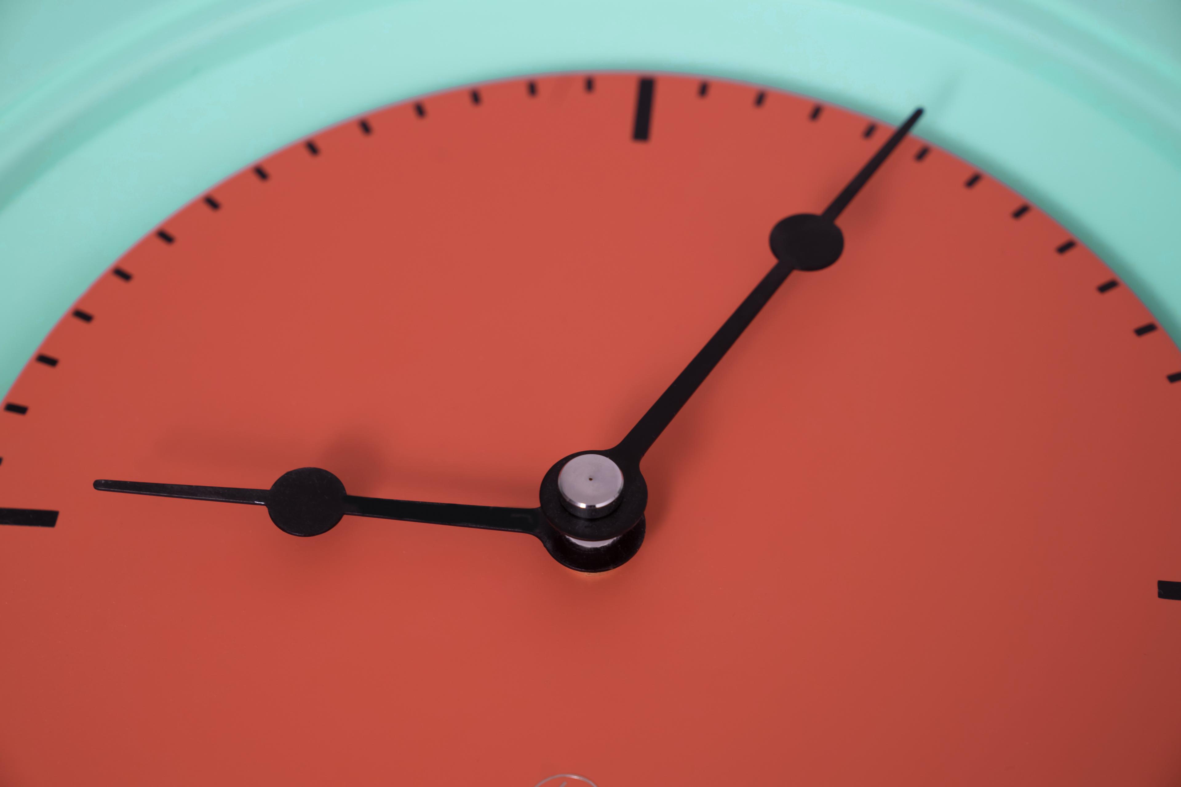 SY Time Cappadocia 60 CM Wall Clock - 9823 Patented Magnetic Dial System, Adjustable Hands, Fiberglass and Aluminum Design