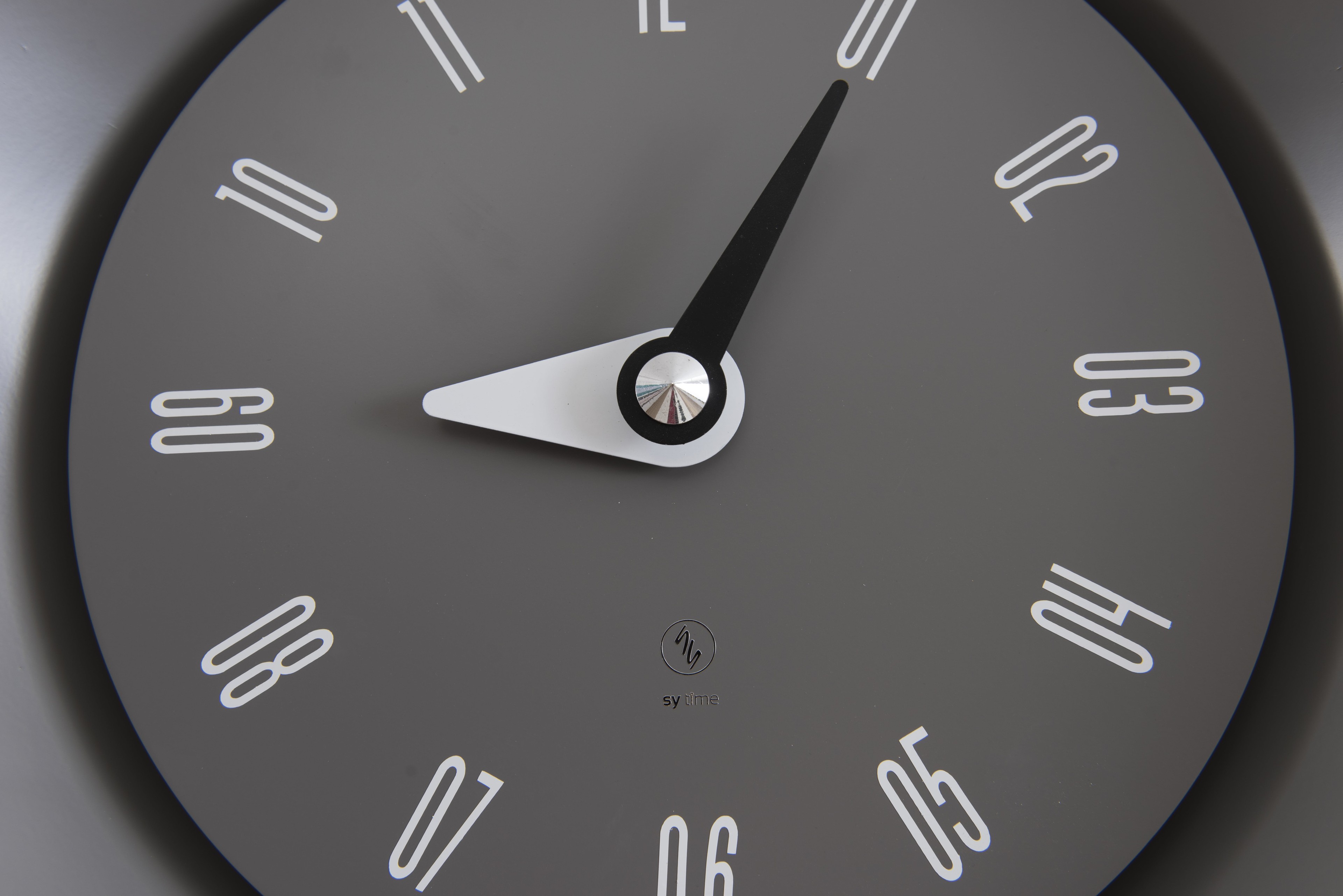 SY Time Side 50 CM Duvar Saati - 9991 Patentli Manyetik Kadran Sistemi, Ayarlanabilir Kollar, Fiberglas ve Alüminyum Tasarım