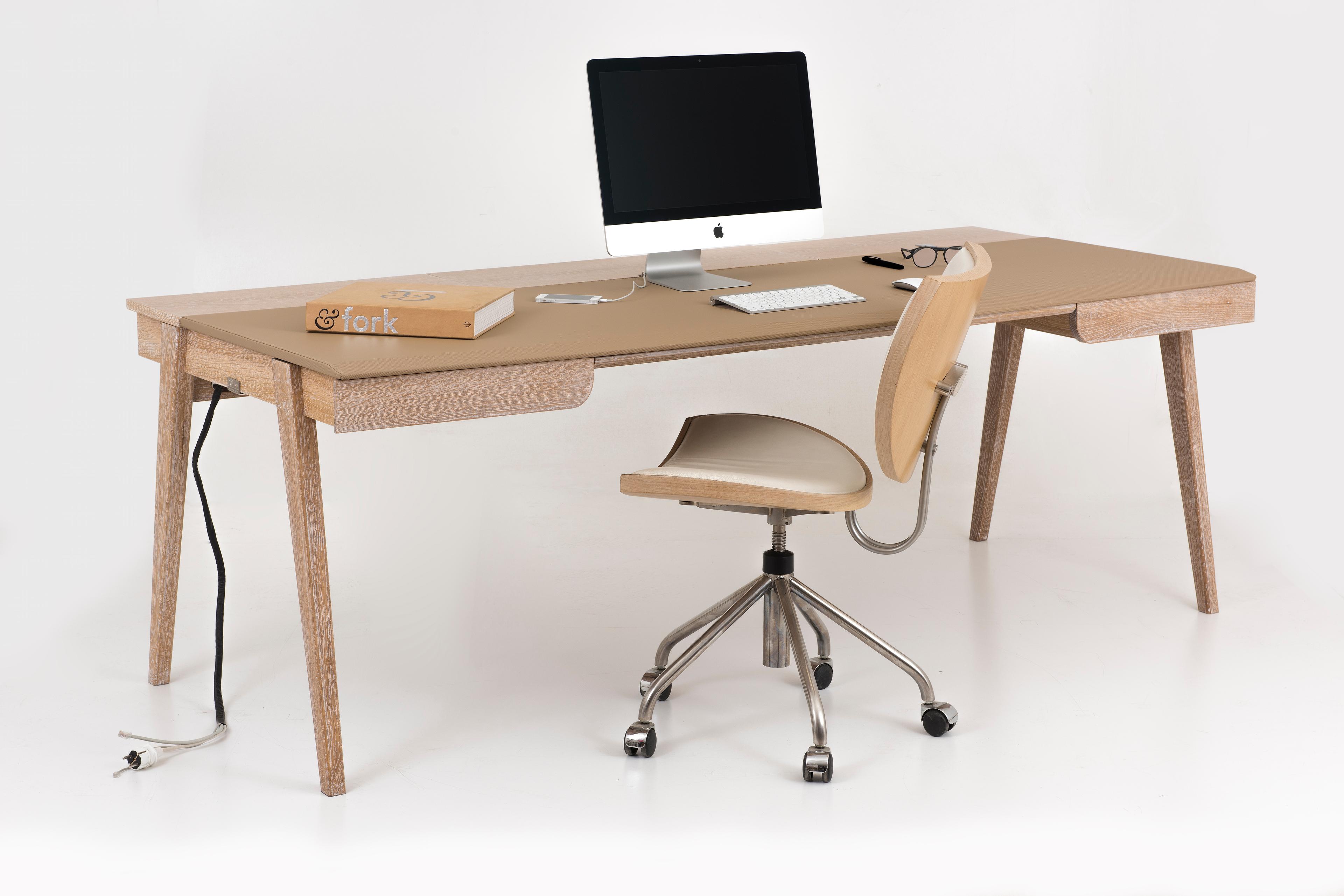 Picta : Study Desk 210 CM - Modern Solid Oak and Walnut Desk for Office, Study Room or Home Use