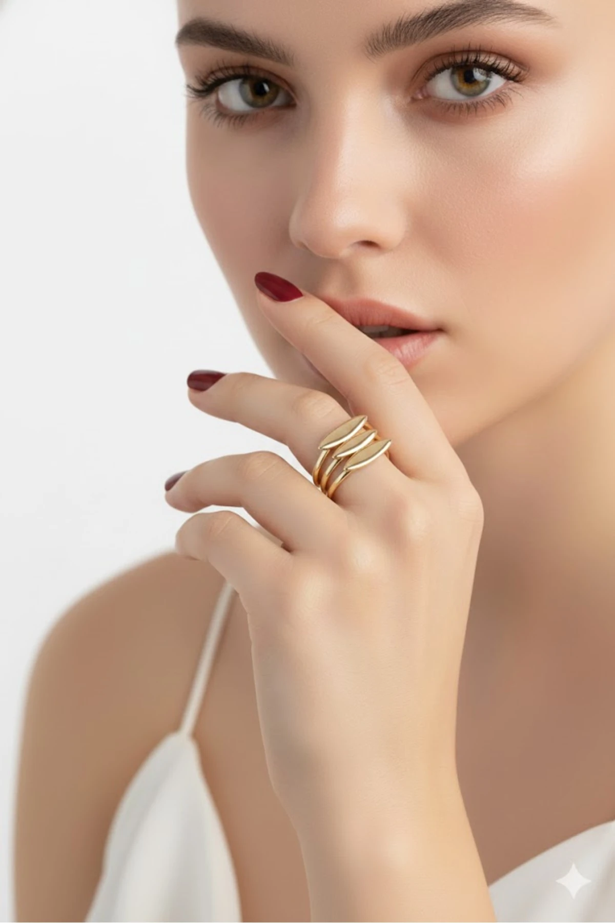 Pirinç Kadın Yüzük Gold Renk Vİntage Model Kararmaz | Şık ve Dayanıklı Takı, Aksesuar