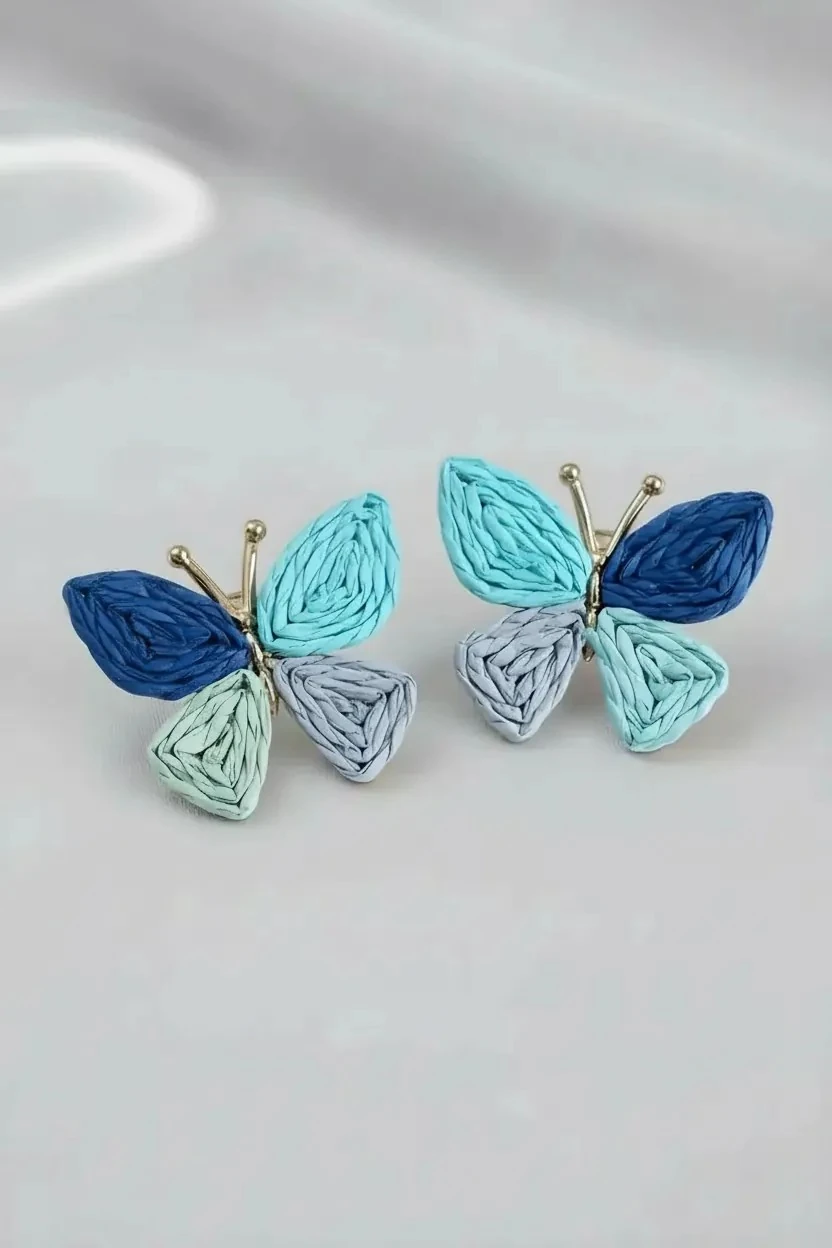 Kadın Hasır Küpe Pirinç Mavi Kelebek Model Gold Renk | Şık ve Dayanıklı Takı, Aksesuar