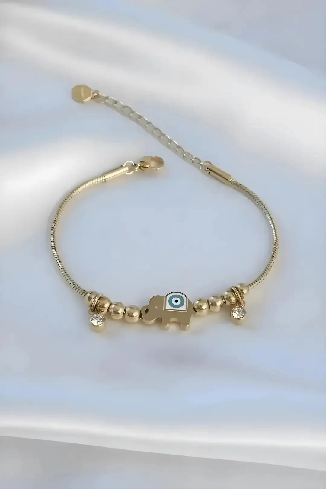 Çelik Gold Renk Filli Charmlı Kadın Bileklik 316L Kararmaz | Şık ve Dayanıklı Takı, Aksesuar