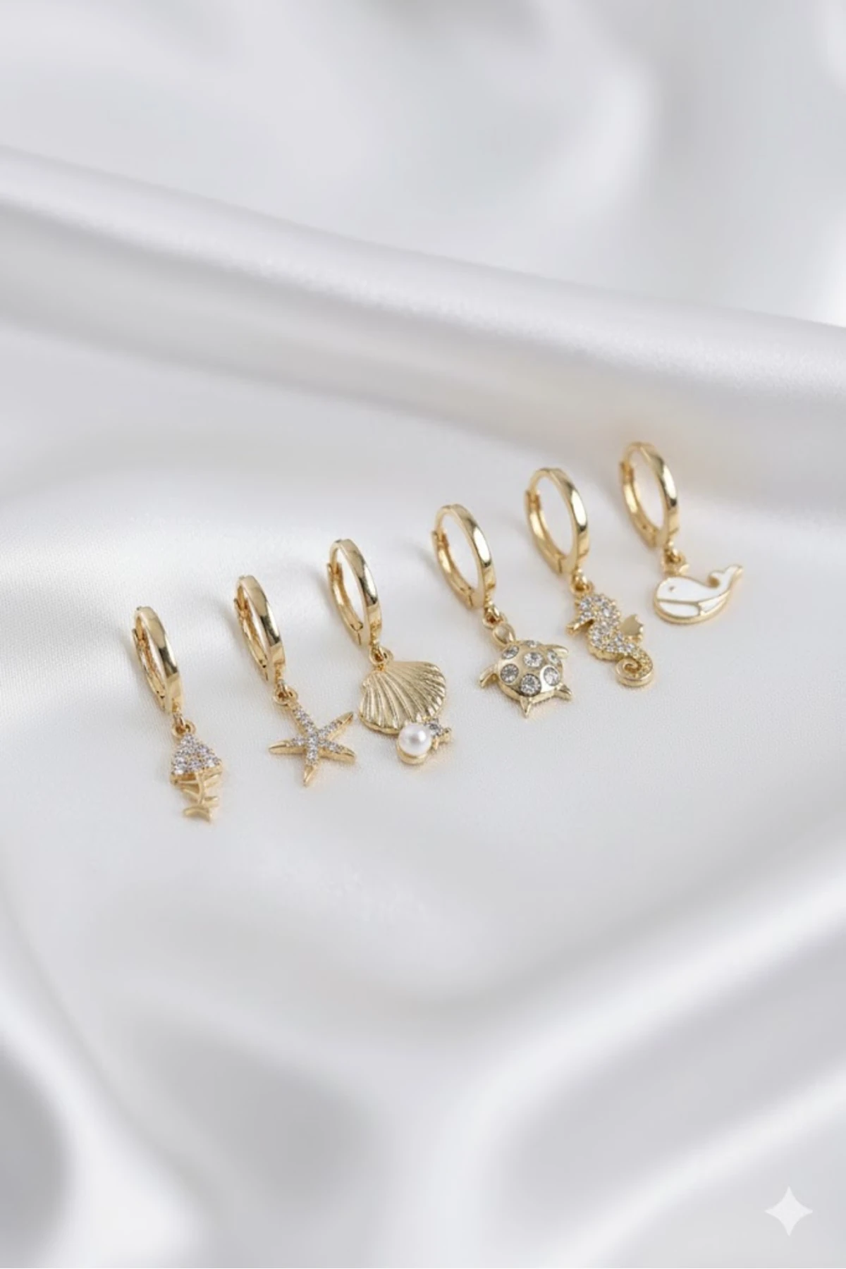 Pirinç Zirkon Küpe Set Taşlı İstiridye Balina Ve Yıldız Gold Renk 6'lı | Şık ve Dayanıklı Takı