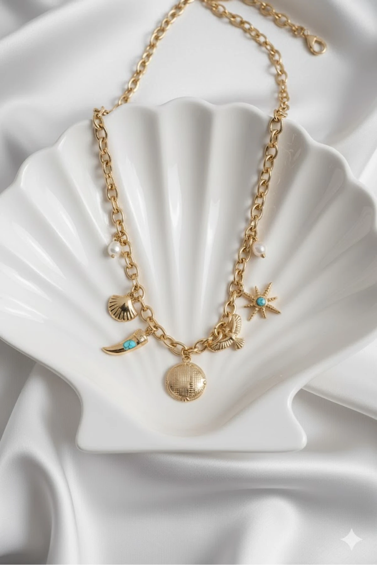 Çelik Kadın Kolye Gold Renk Zincir Sallantılı Çoklu Figür 316L Kararmaz | Şık ve Dayanıklı Takı