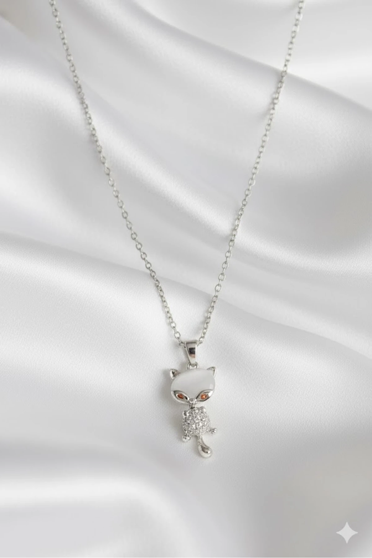 Çelik Kadın Kolye Gümüş Renk Zincir Kedi Model 316L Kararmaz | Şık ve Dayanıklı Takı, Aksesuar