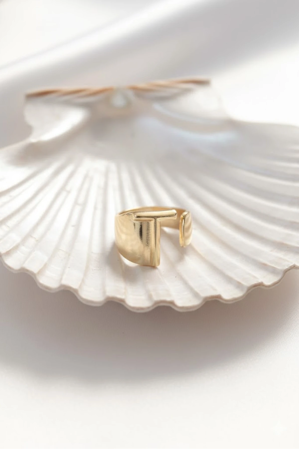 Pirinç Kadın Yüzük T Harfli Altın Renk Ayarlanabilir | Şık ve Dayanıklı Takı, Aksesuar