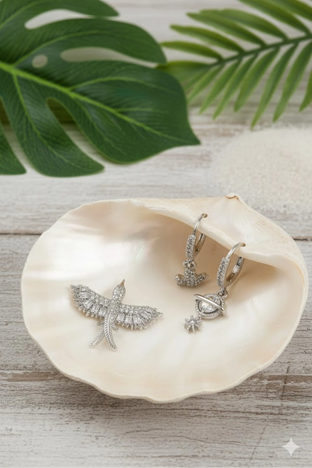 Pirinç Kadın Küpe Zirkon Taşlı 3'lü Kuş Model Gümüş Renk | Şık ve Dayanıklı Takı, Aksesuar