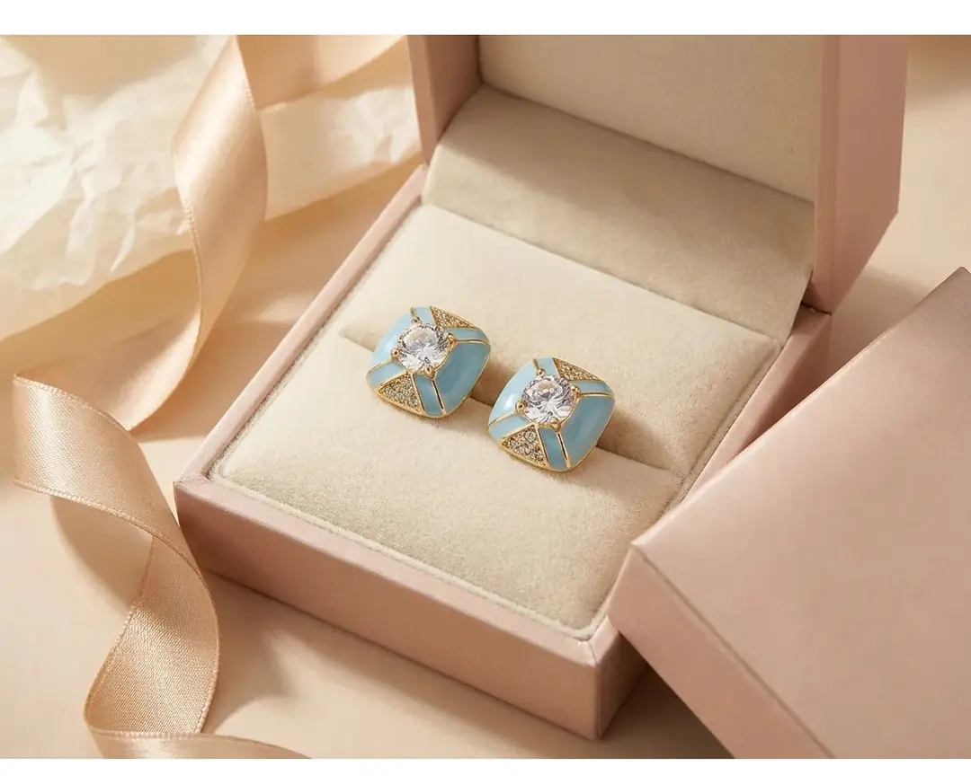 xuping takı nedir – altın kaplama küpe kolye bileklik – Dorvina