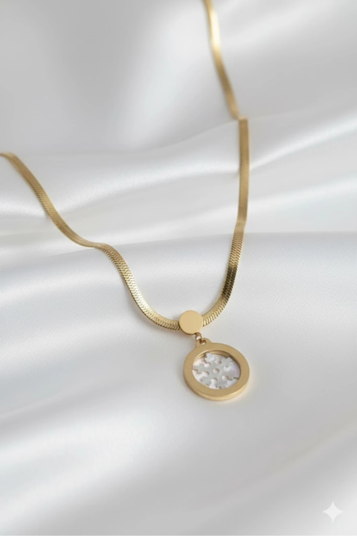 Çelik Kadın Kolye Gold Renk İtalyan Zincir Gümüş Kar Tanesi 316L Kararmaz | Şık ve Dayanıklı Takı