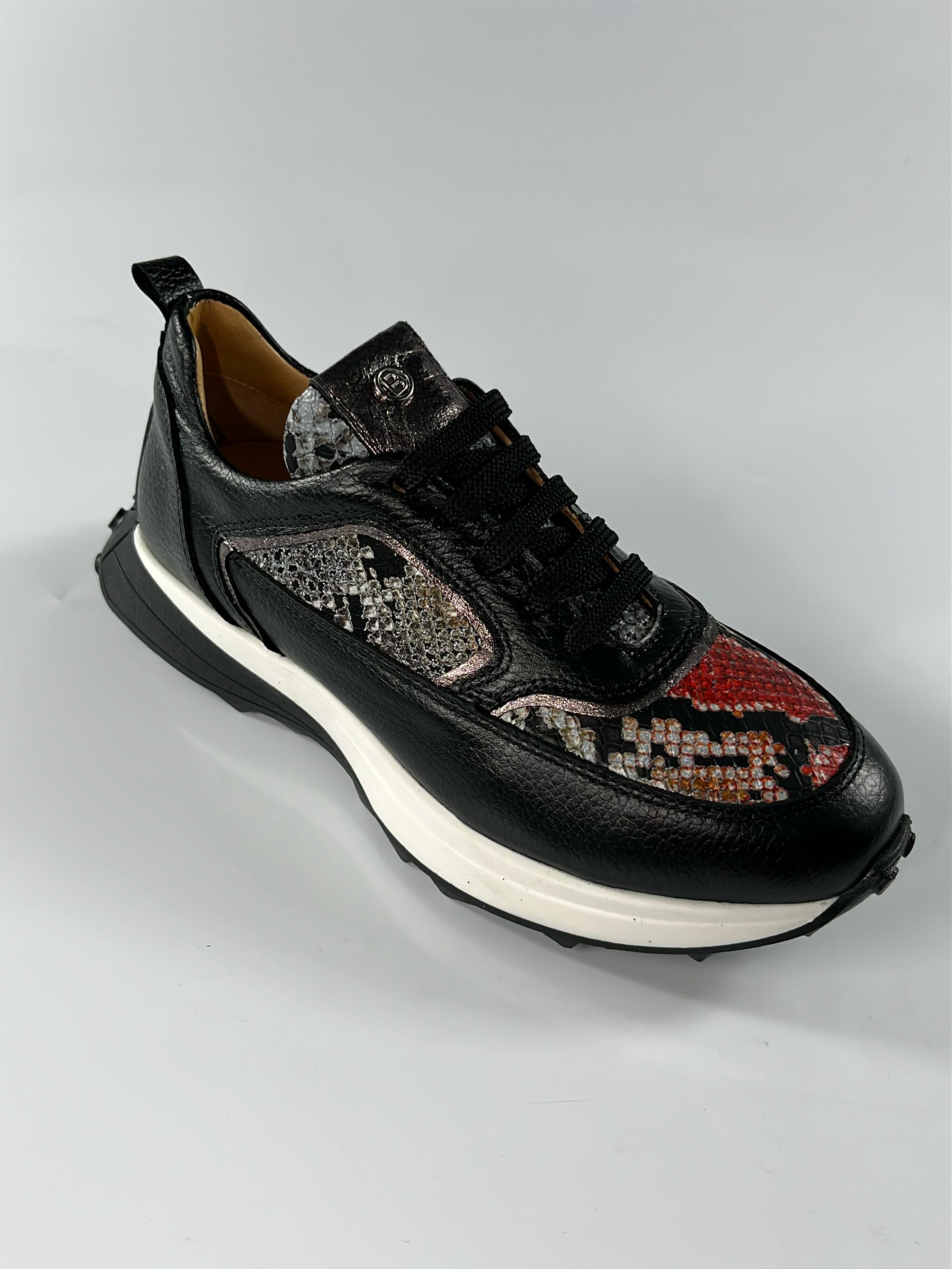 Piton Black Sneaker