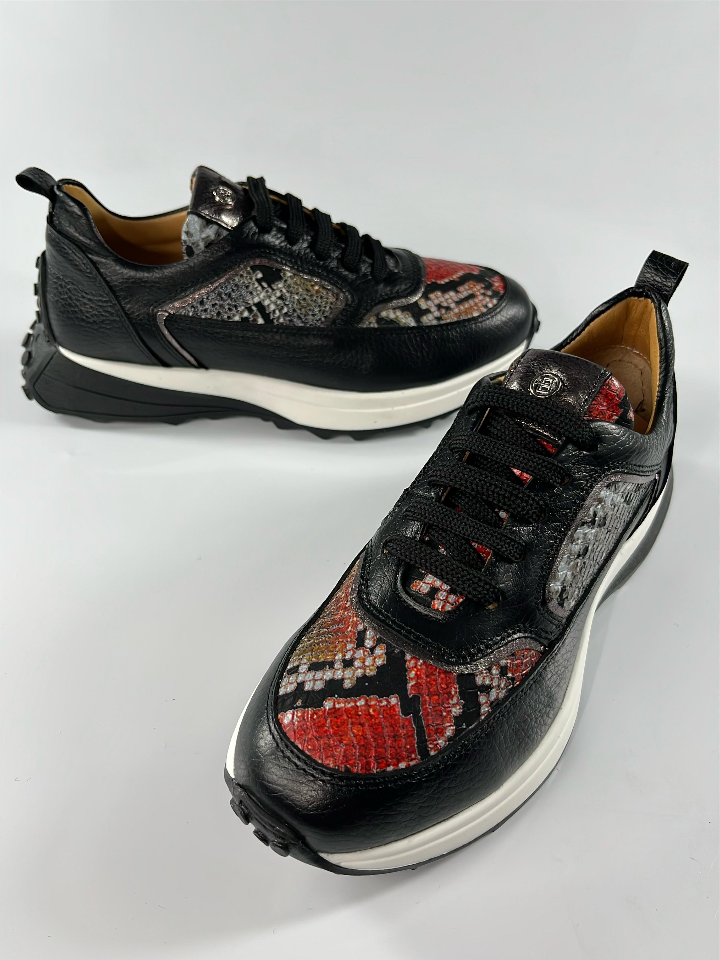 Piton Black Sneaker