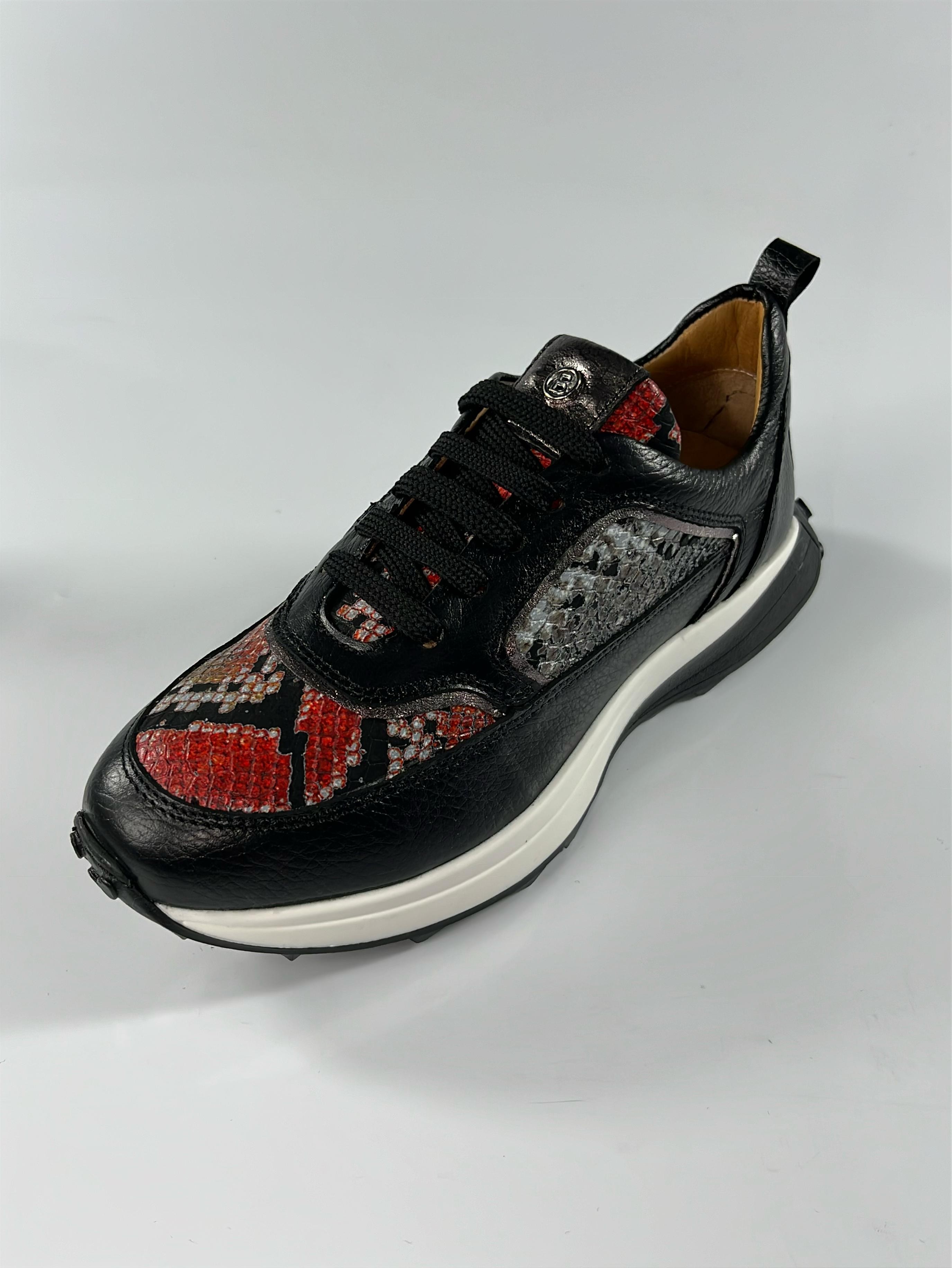 Piton Black Sneaker