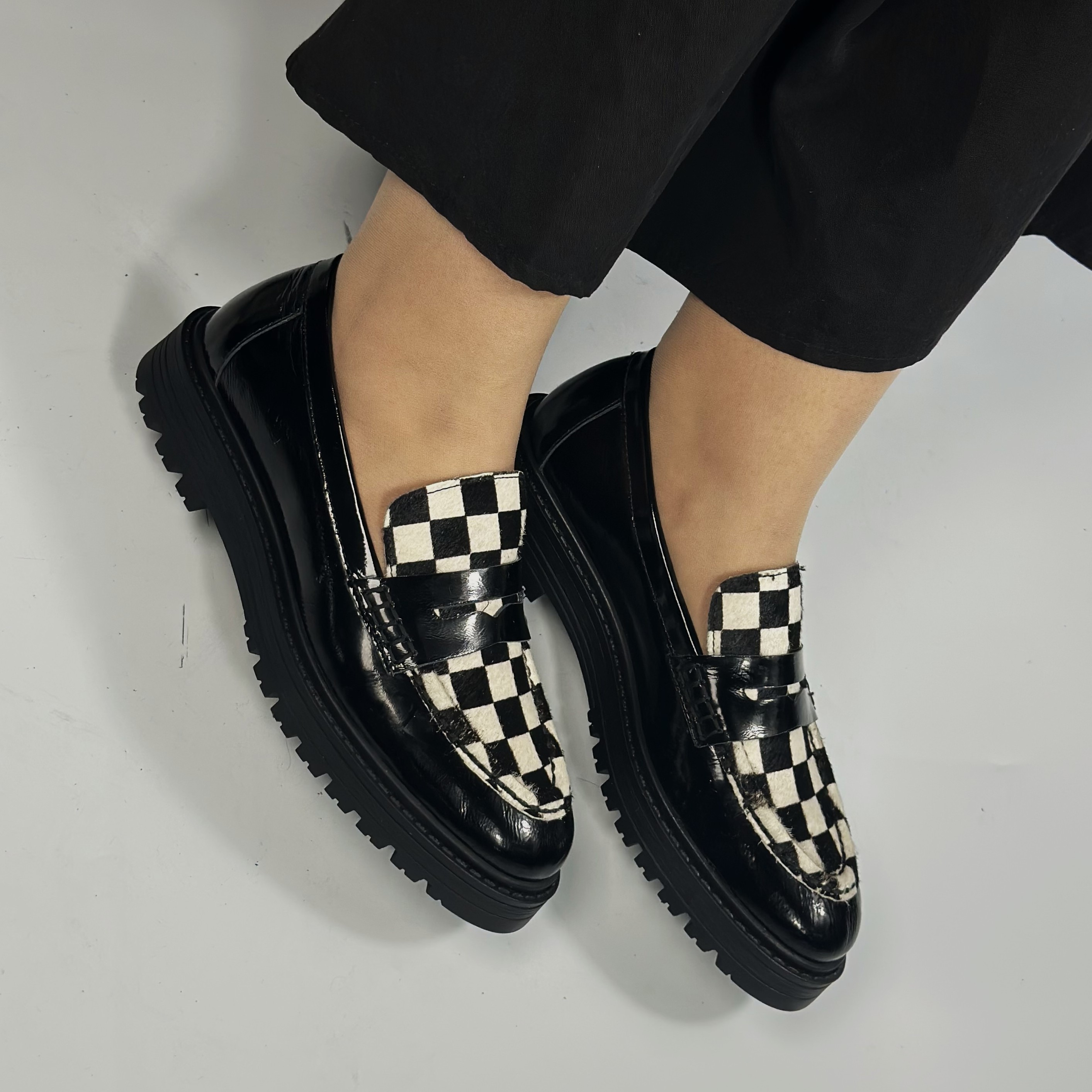 Black Dama Loafer