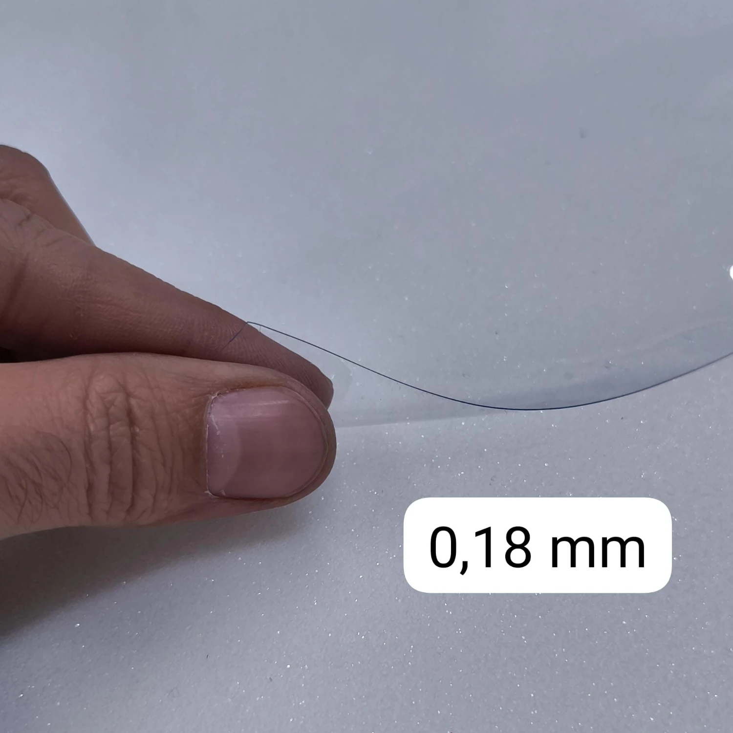 Şeffaf PVC 0,18 mm İnce Masa Örtüsü Kaymaz Koruyucu