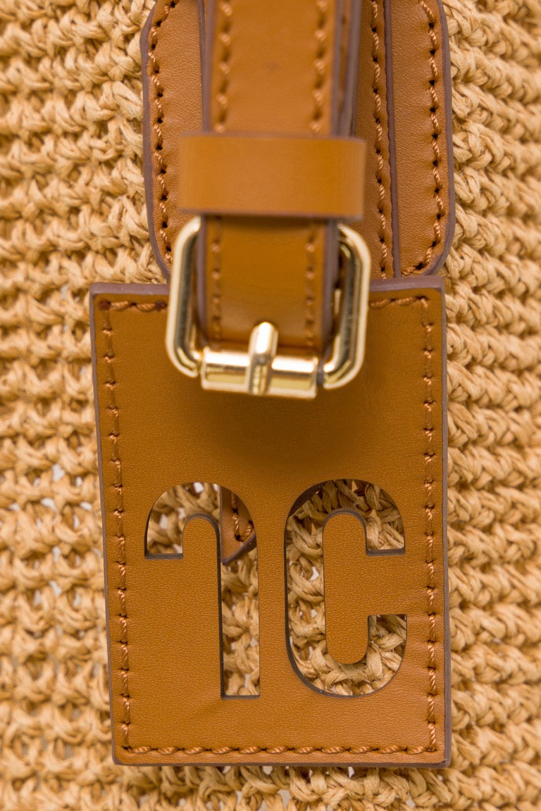 Basic Hand-Knitted Leather Karen
