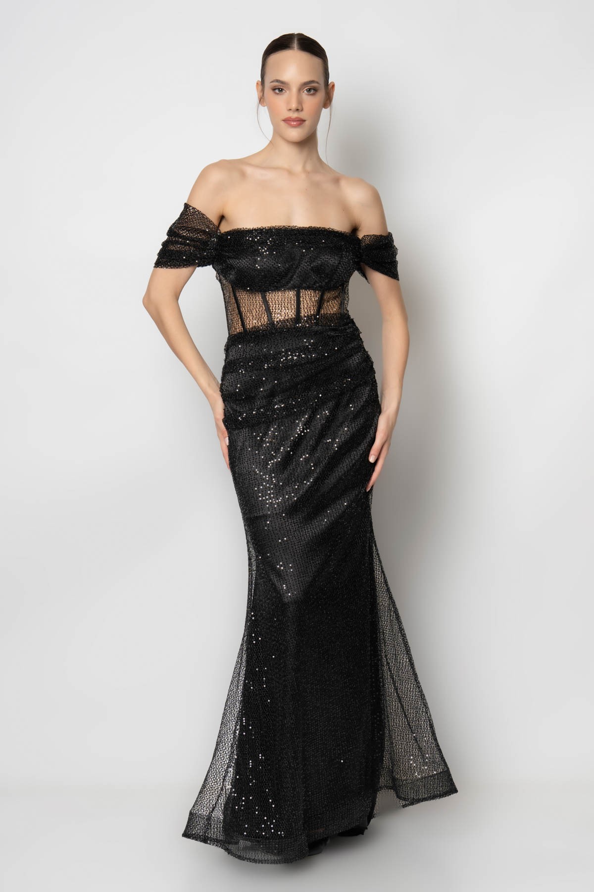 Göğsü balenli pileli beli transparan file payet abiye elbise - Siyah