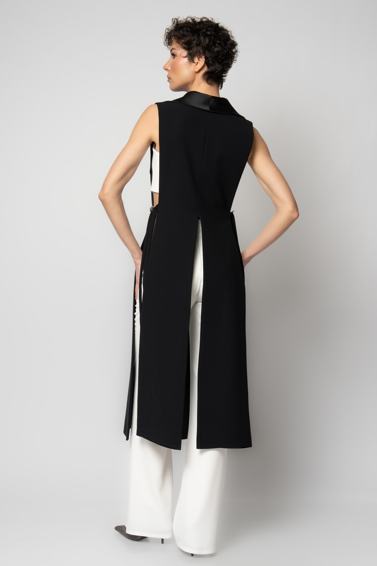 Uzun yelekli crop pantolon üçlü krep abiye takım - Ekru