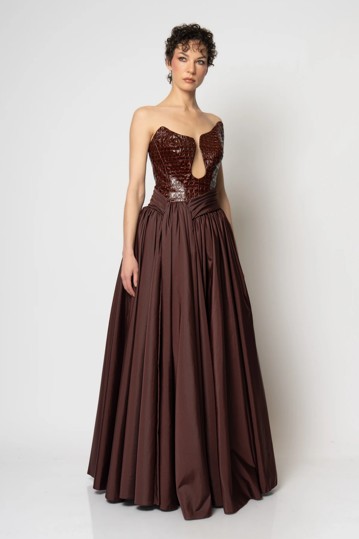 Deri büstiyerli belden parça detaylı tafta etekli abiye elbise - Kahverengi