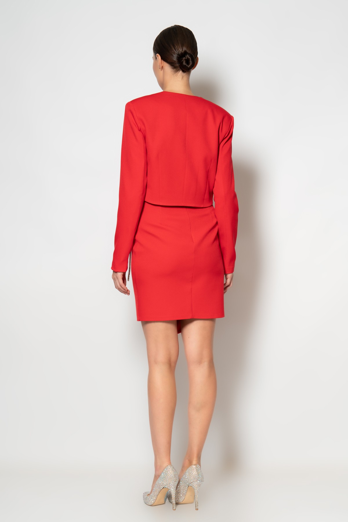 Eteği ve göğsü taş şerit halatlı ceket elbise krep ikili abiye takım - Kırmızı
