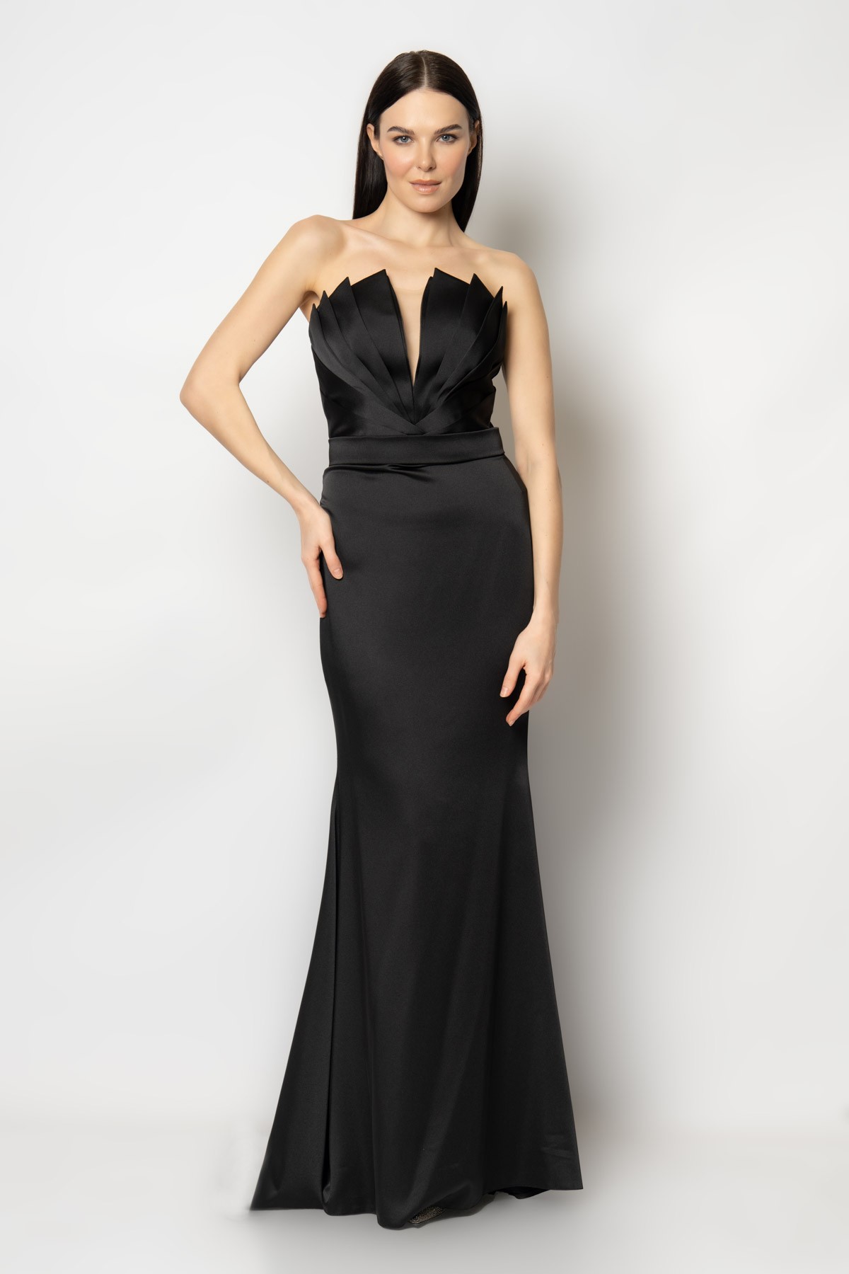 İstiridye yakalı straplez saten abiye elbise - Siyah