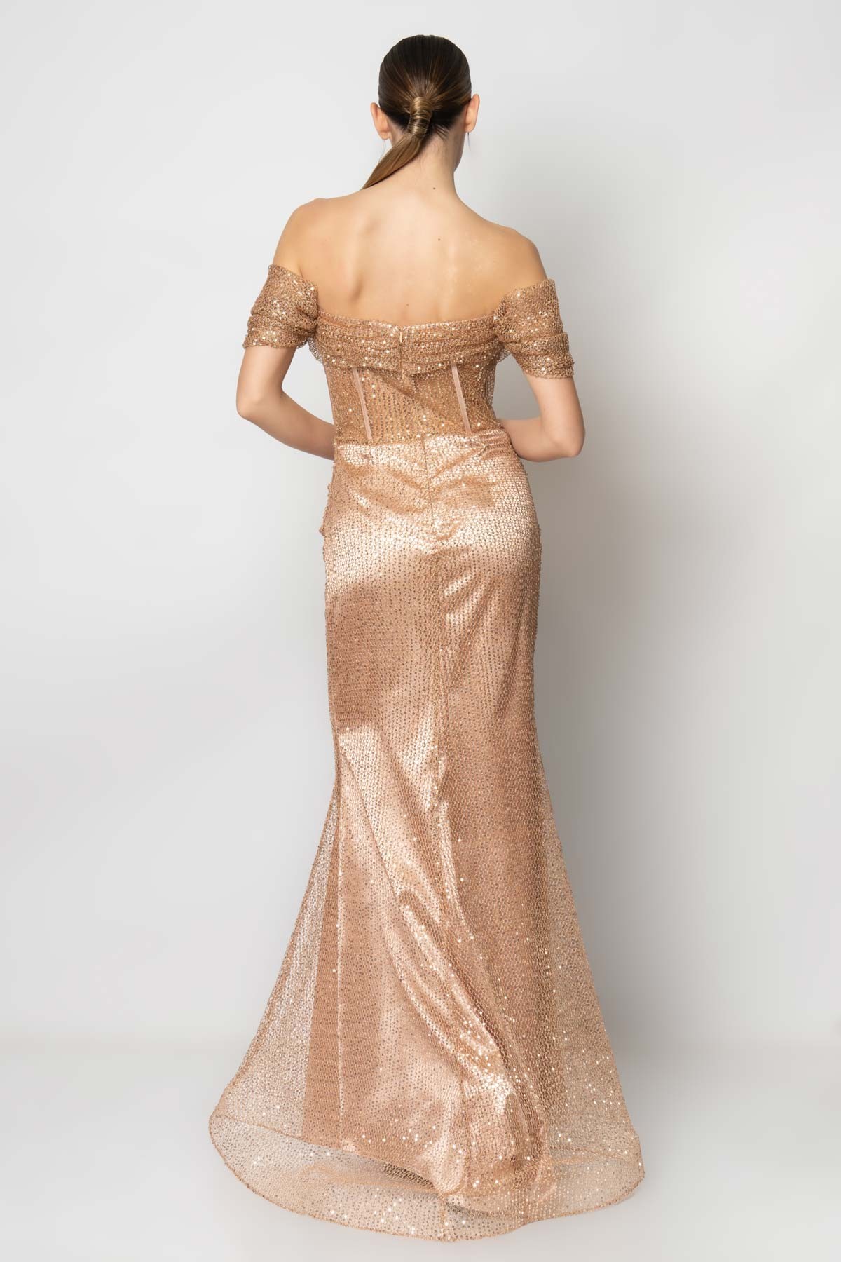 Göğsü balenli pileli beli transparan file payet abiye elbise - Gold