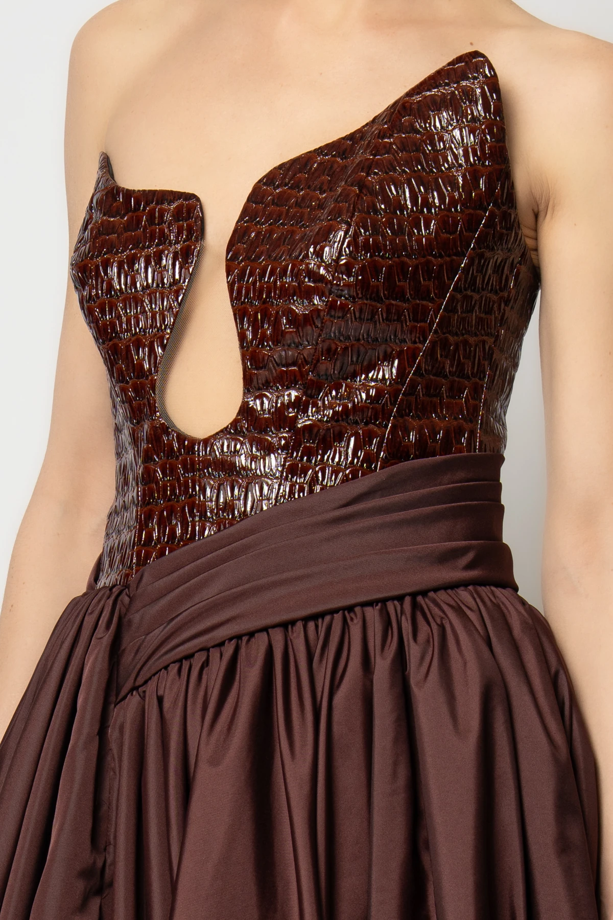 Deri büstiyerli belden parça detaylı tafta etekli abiye elbise - Kahverengi