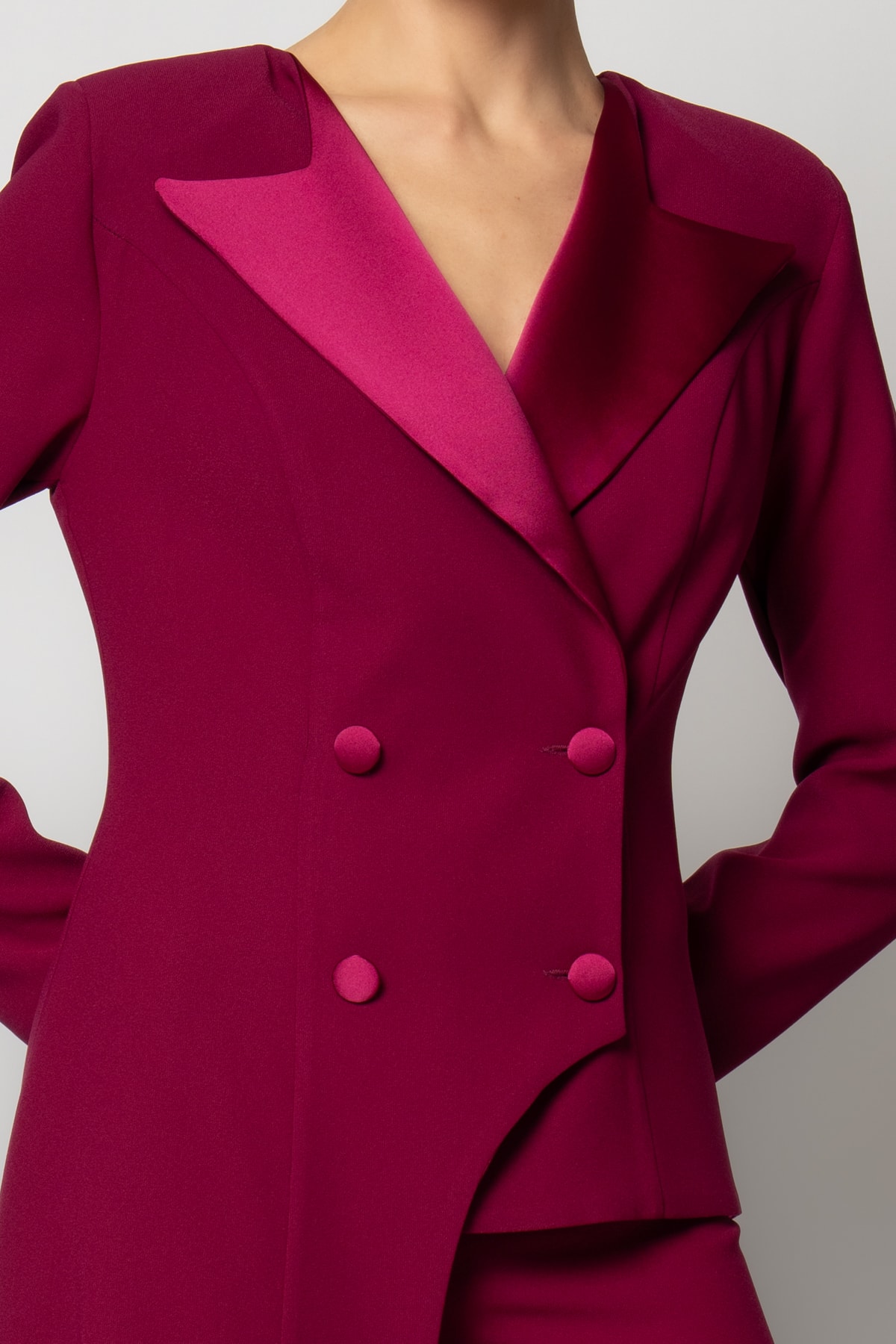 Tek taraftan uzun ceketli pantolon krep abiye takım