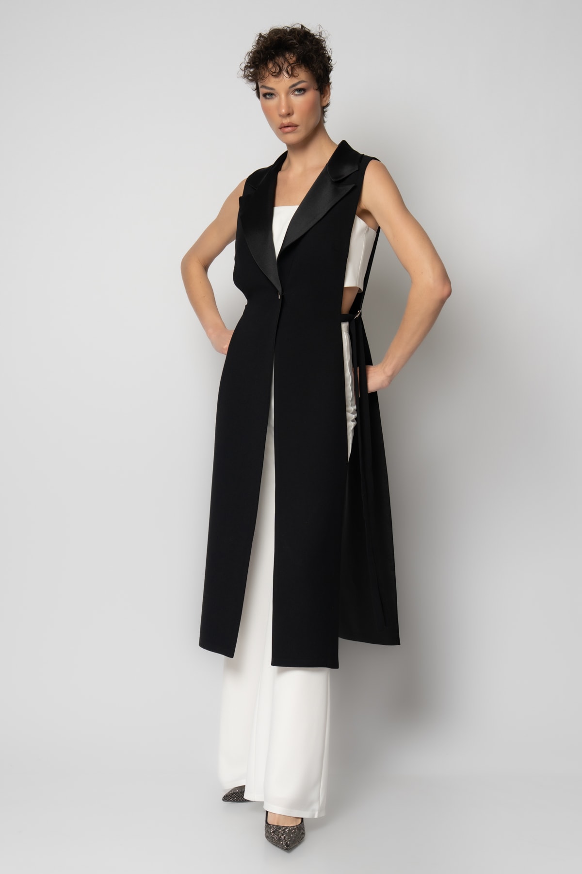 Uzun yelekli crop pantolon üçlü krep abiye takım - Ekru