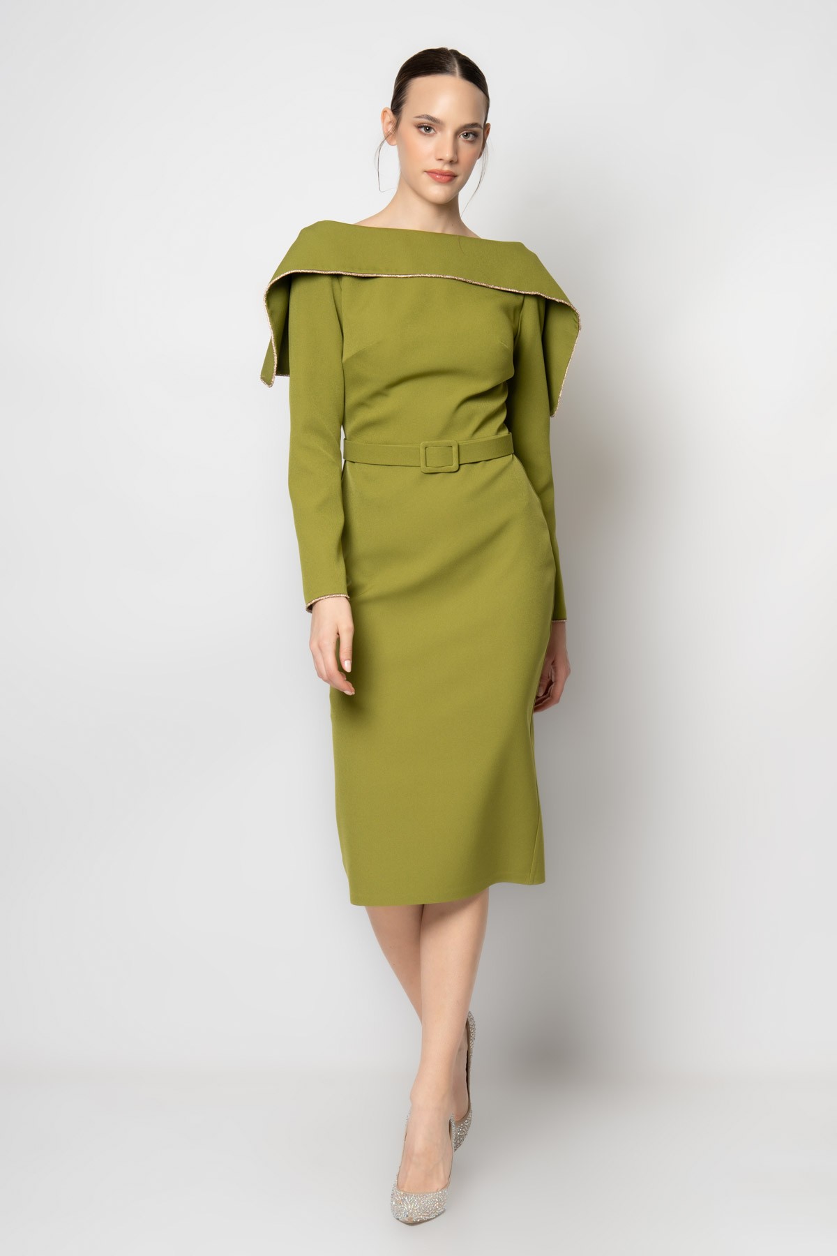 Taş şeritli şal yaka uzun kollu krep abiye elbise - Olive